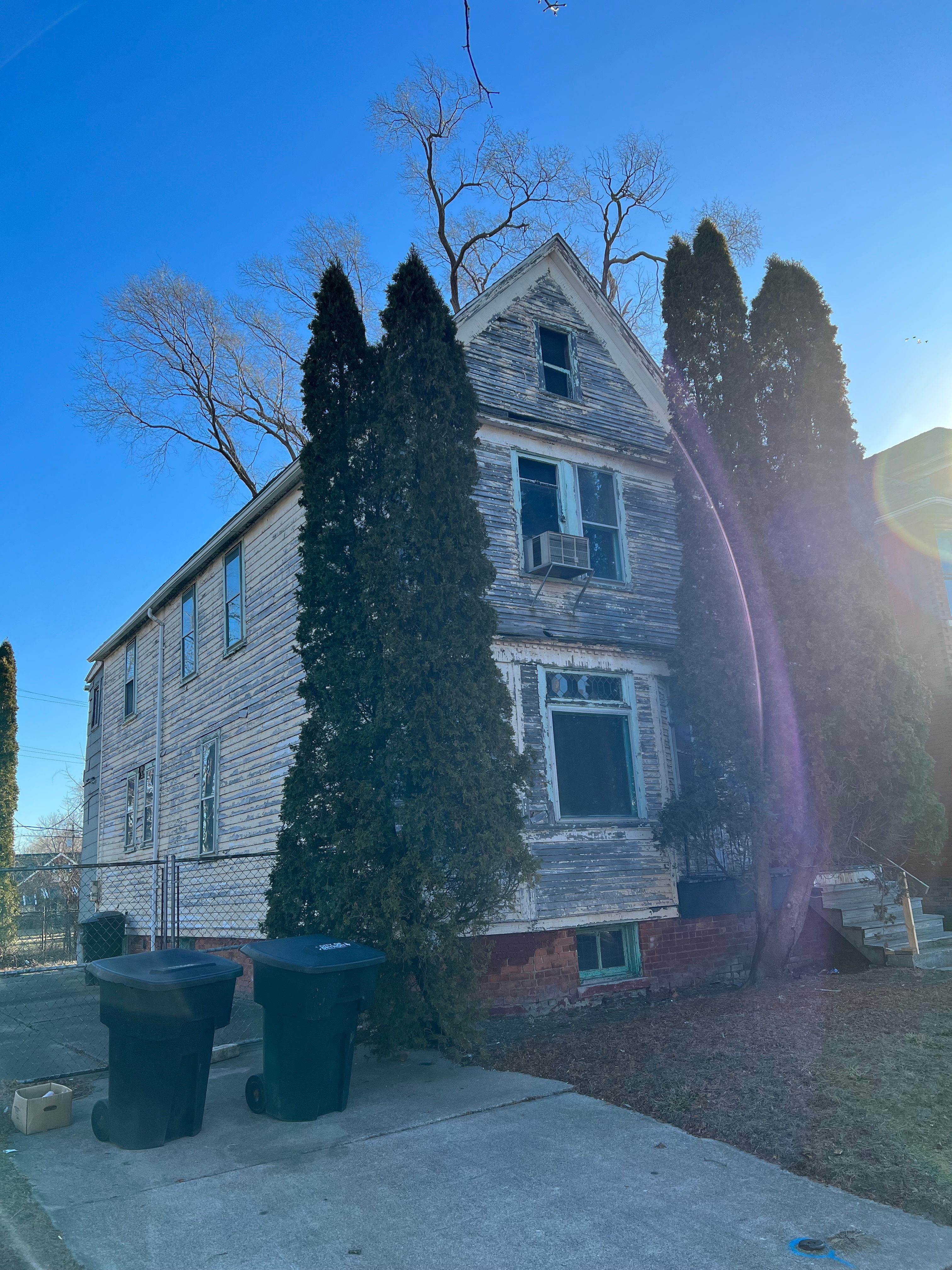 3504 TOWNSEND Street