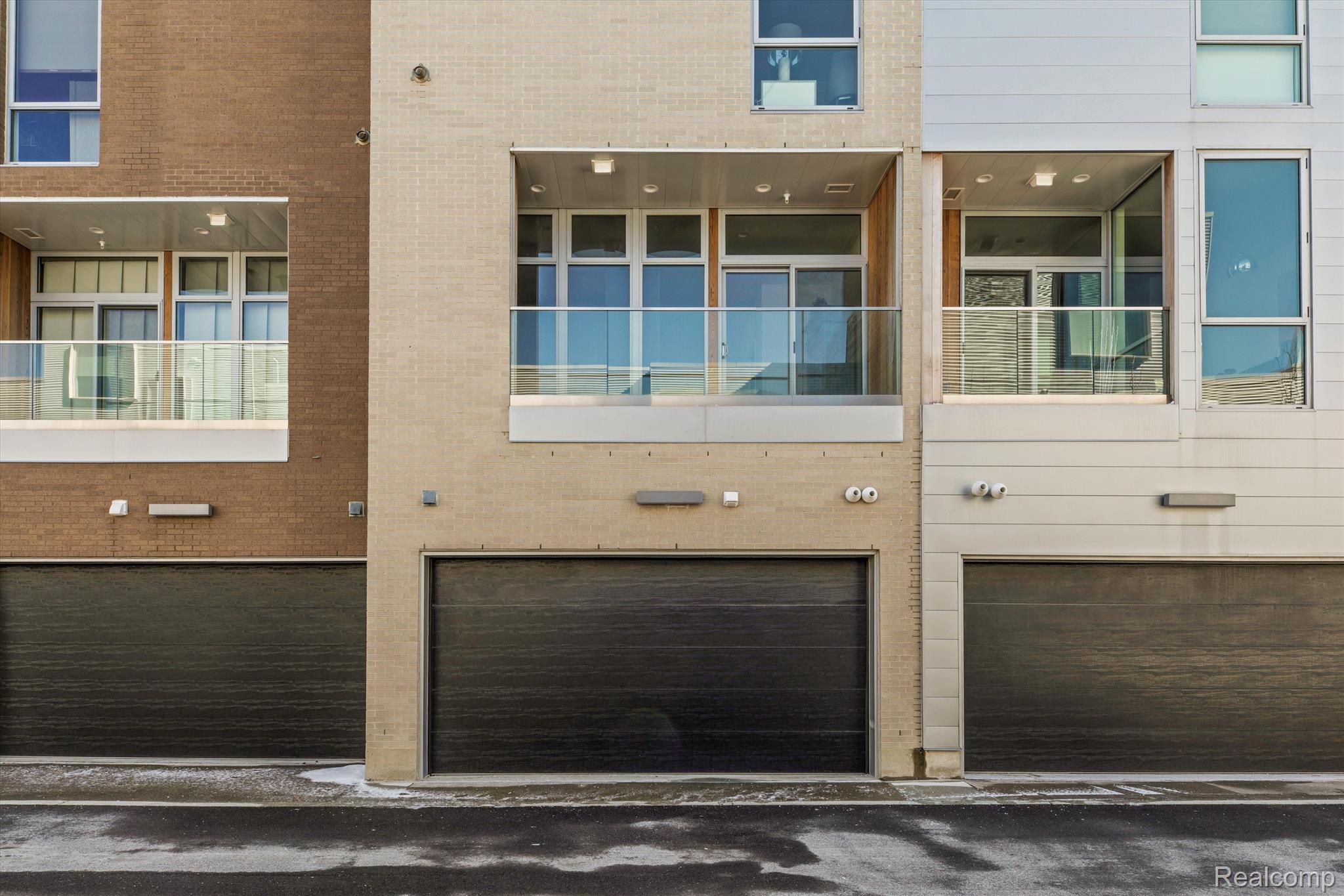233 Alfred Street
