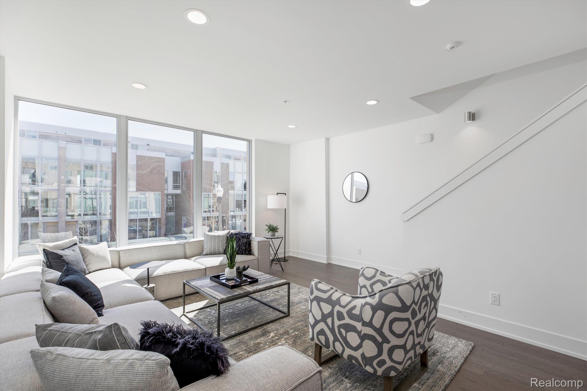 233 Alfred Street