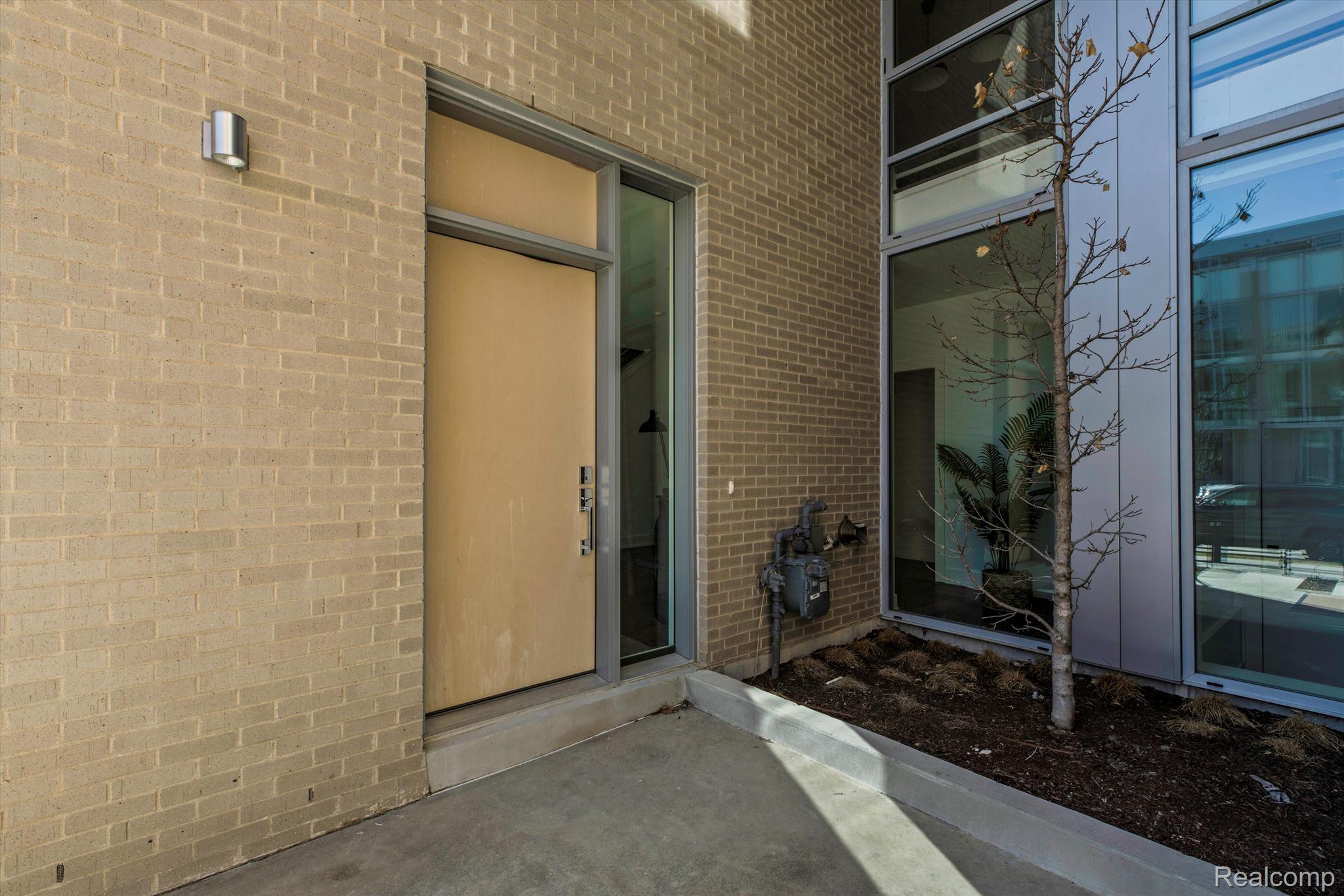 233 Alfred Street