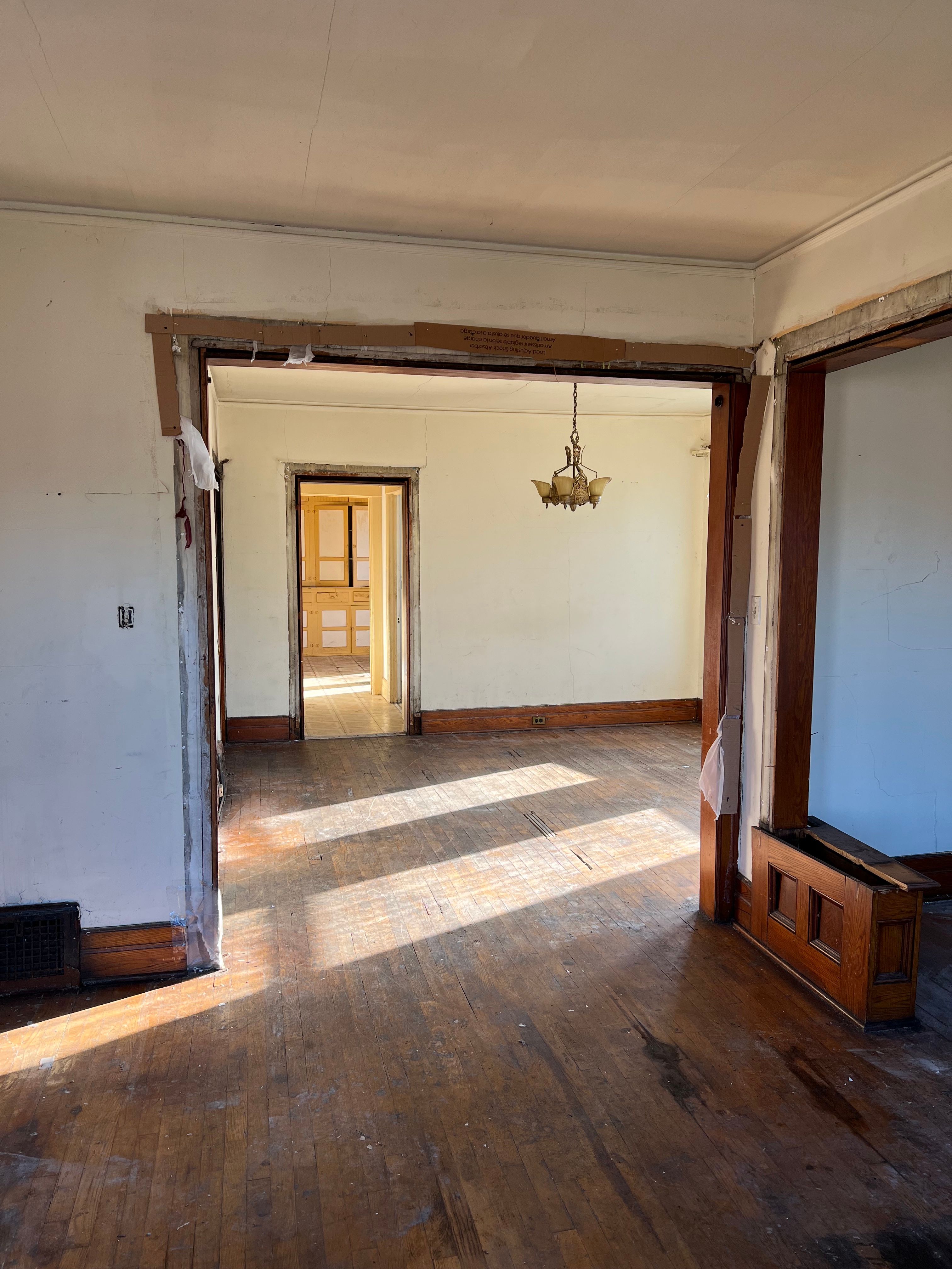 2462 TOWNSEND Street