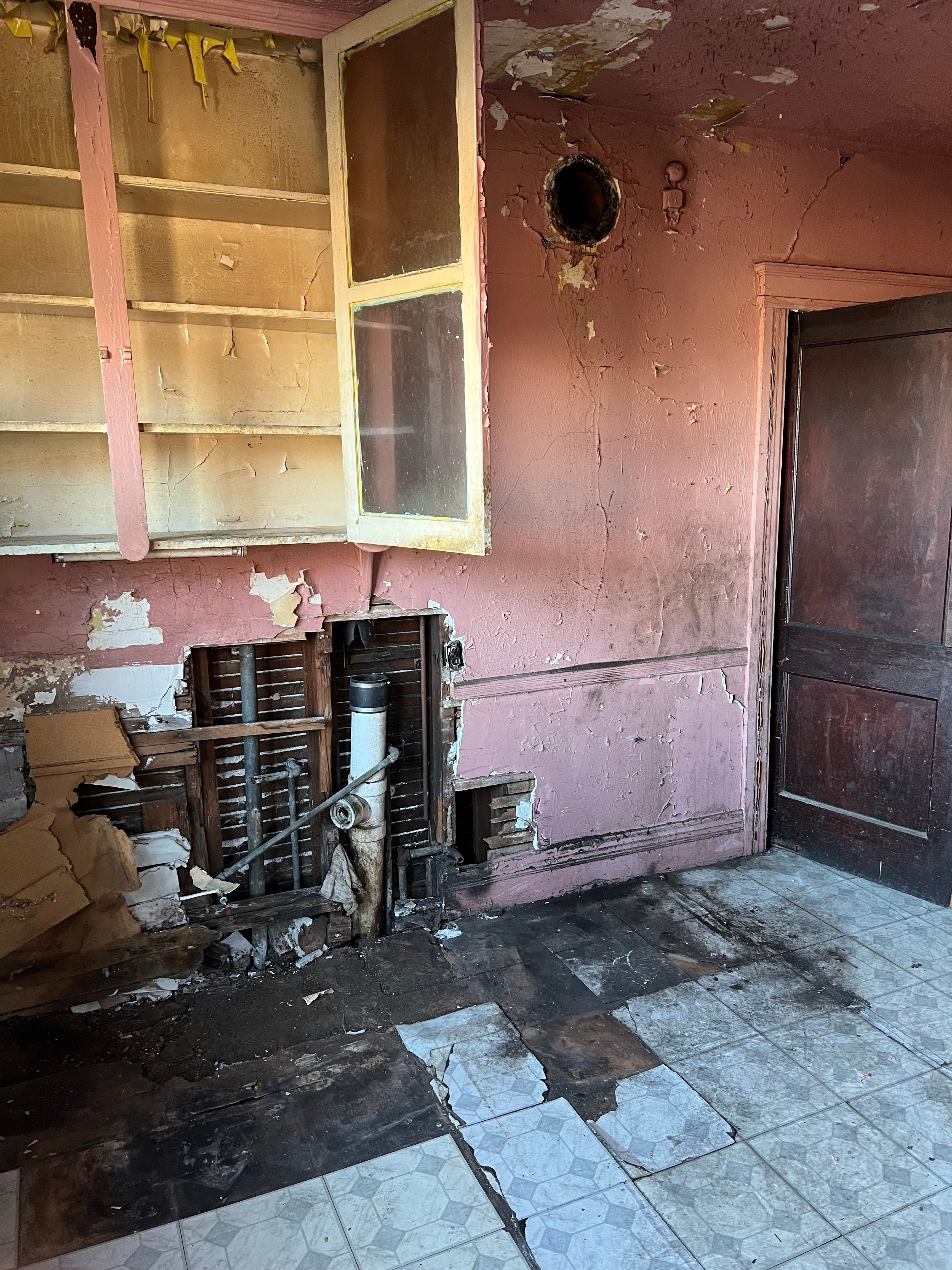 3461 SHERIDAN Street