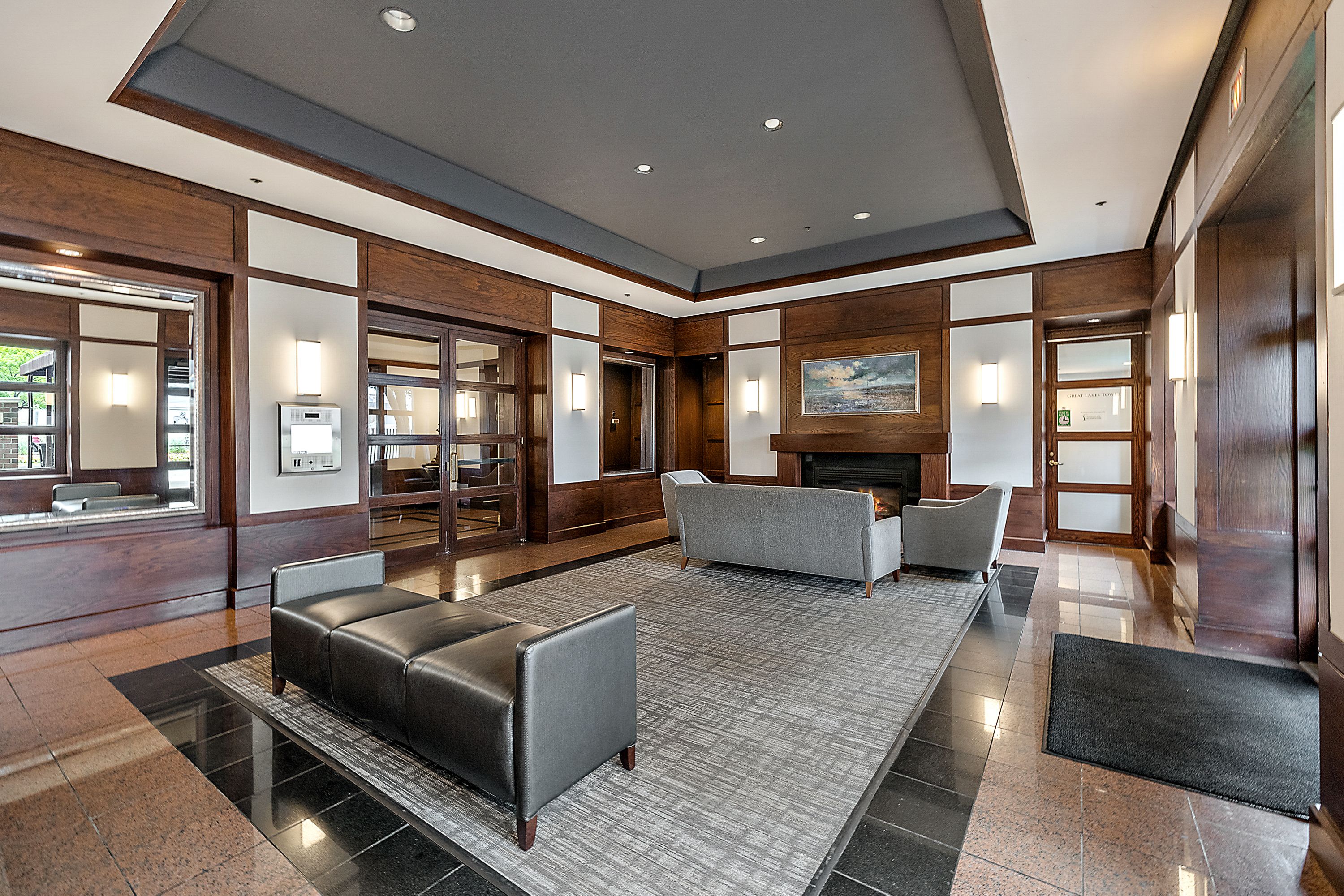 250 E Harbortown  Unit: 1507