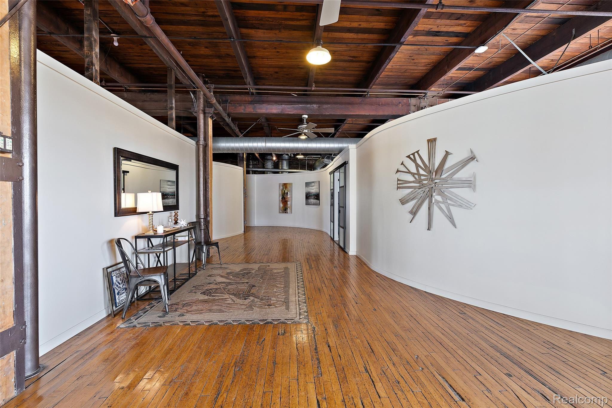 1535 6TH Street Unit: 6