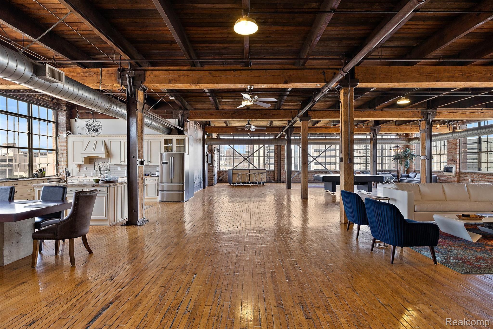 1535 6TH Street Unit: 6