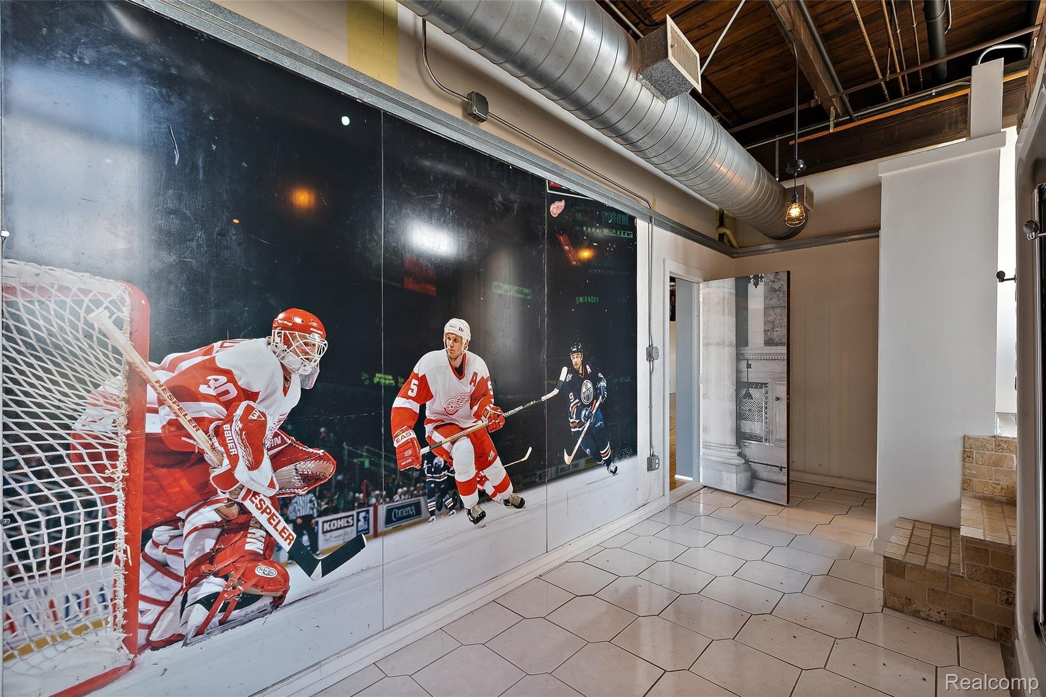 1535 6TH Street Unit: 6
