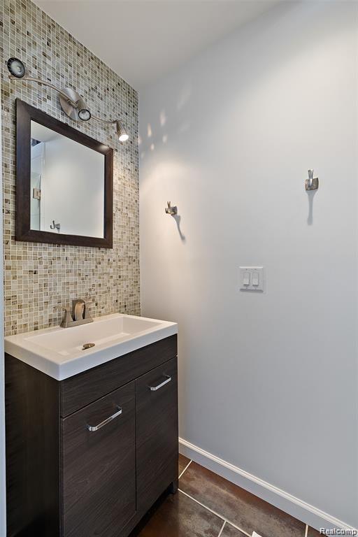 1535 6TH Street Unit: 6