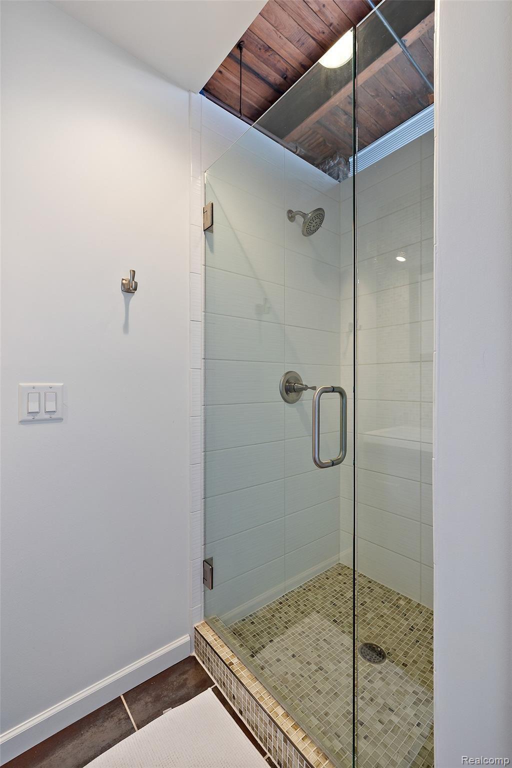 1535 6TH Street Unit: 6