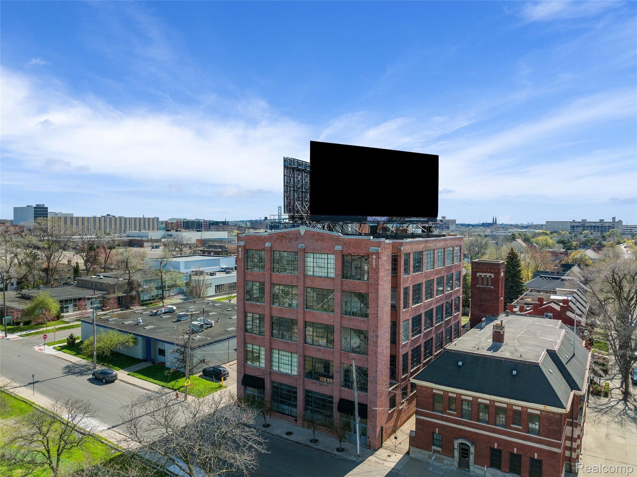 1535 6TH Street Unit: 6