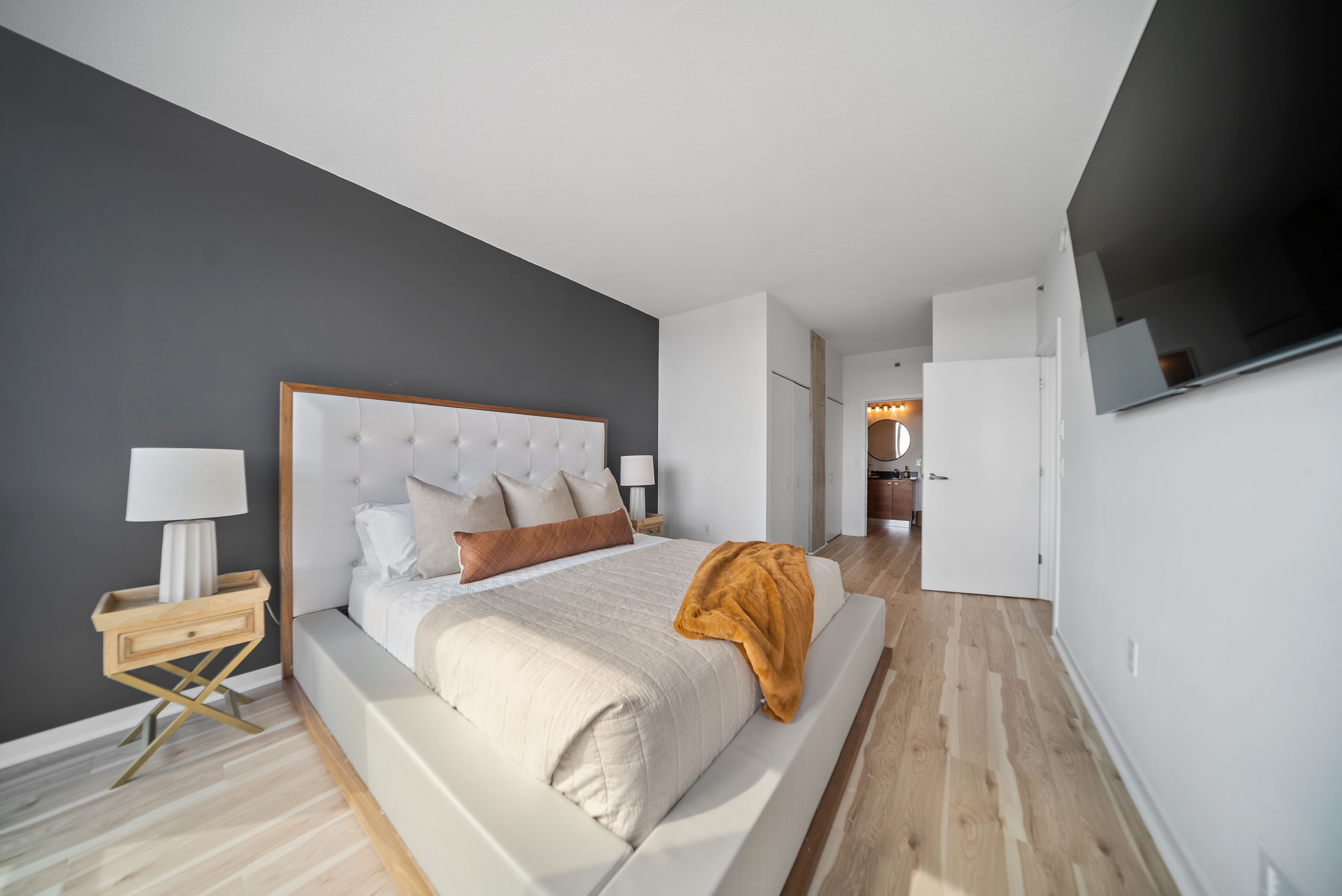 432 S WASHINGTON Avenue Unit: 1602