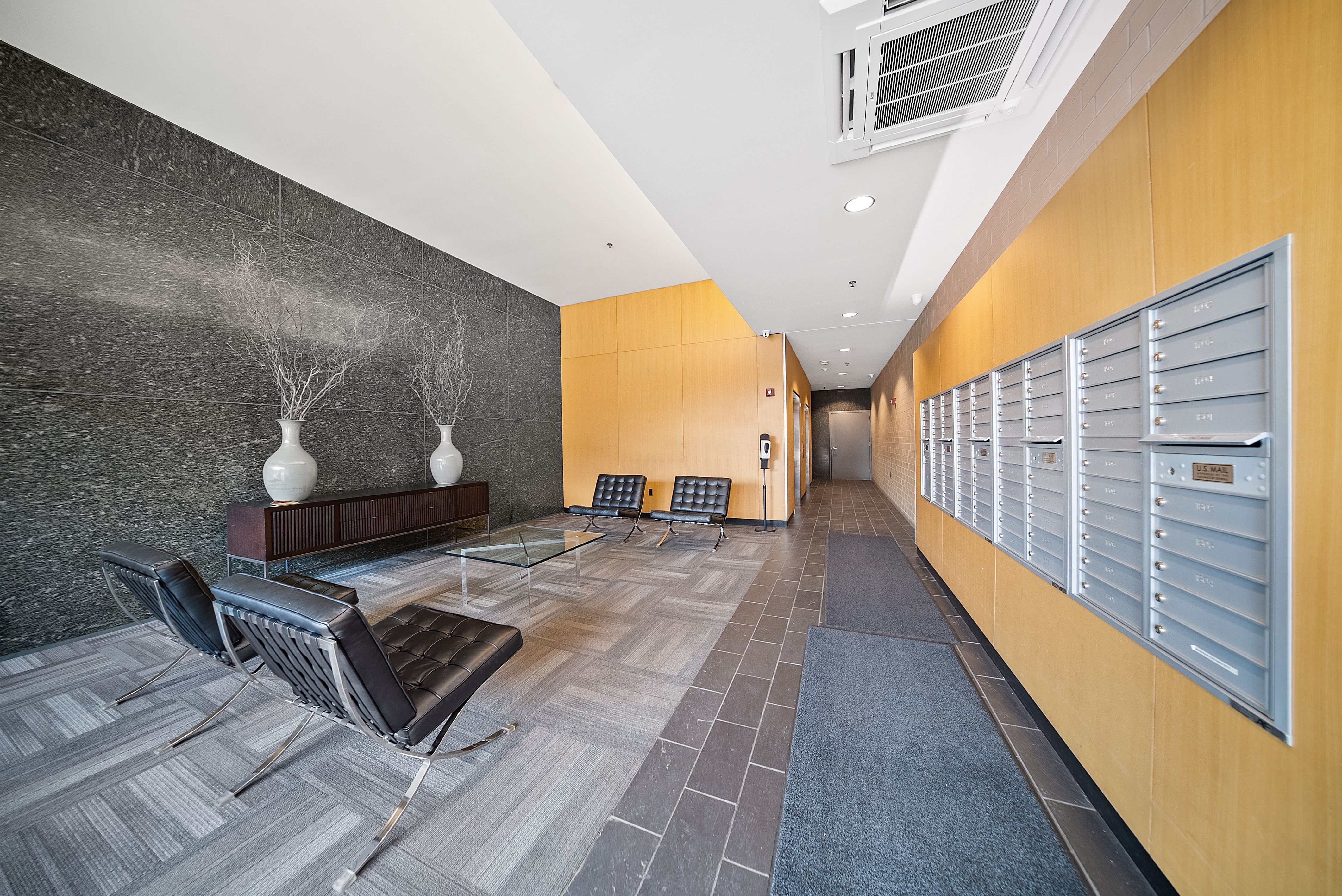 432 S WASHINGTON Avenue Unit: 1602