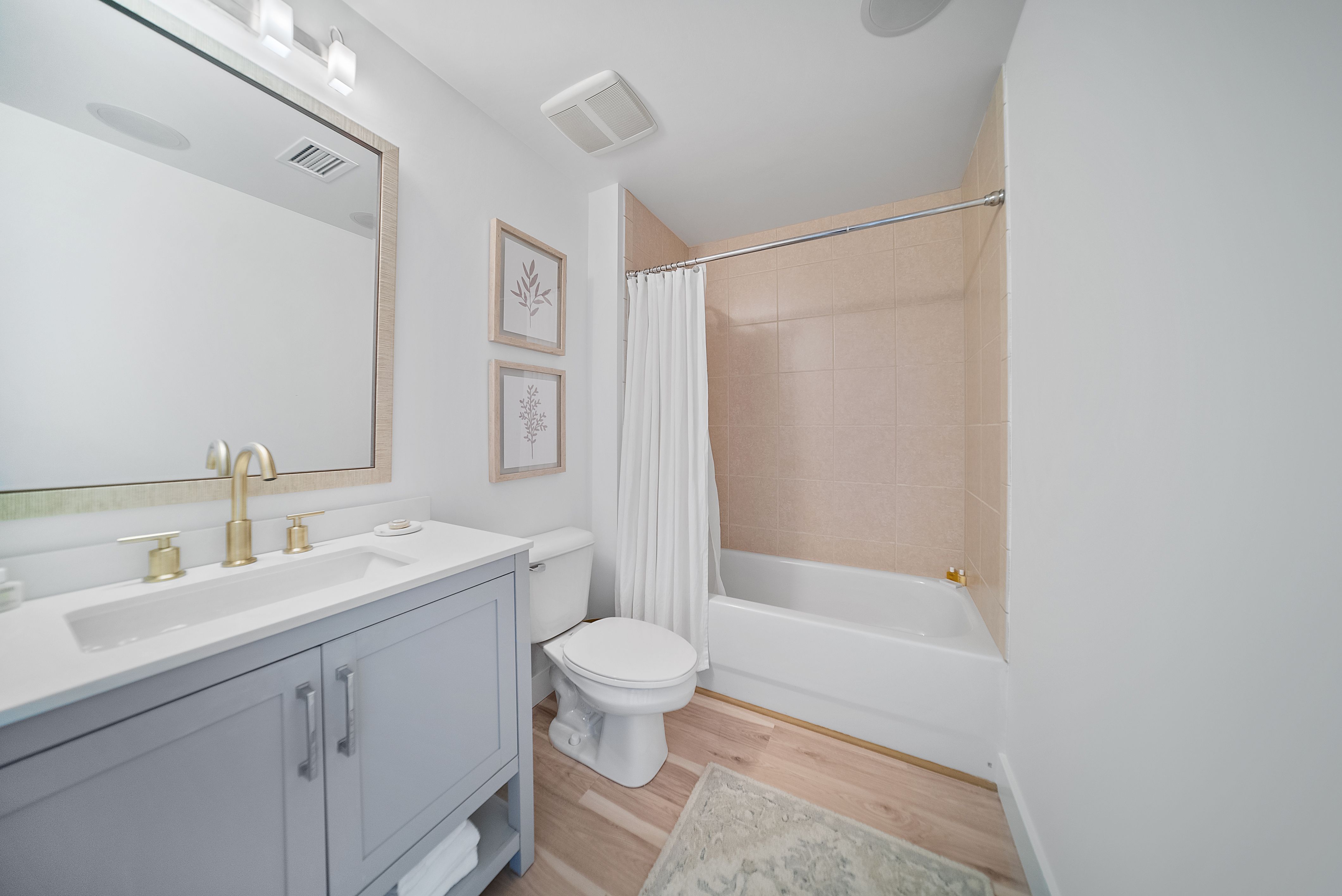 432 S WASHINGTON Avenue Unit: 1602