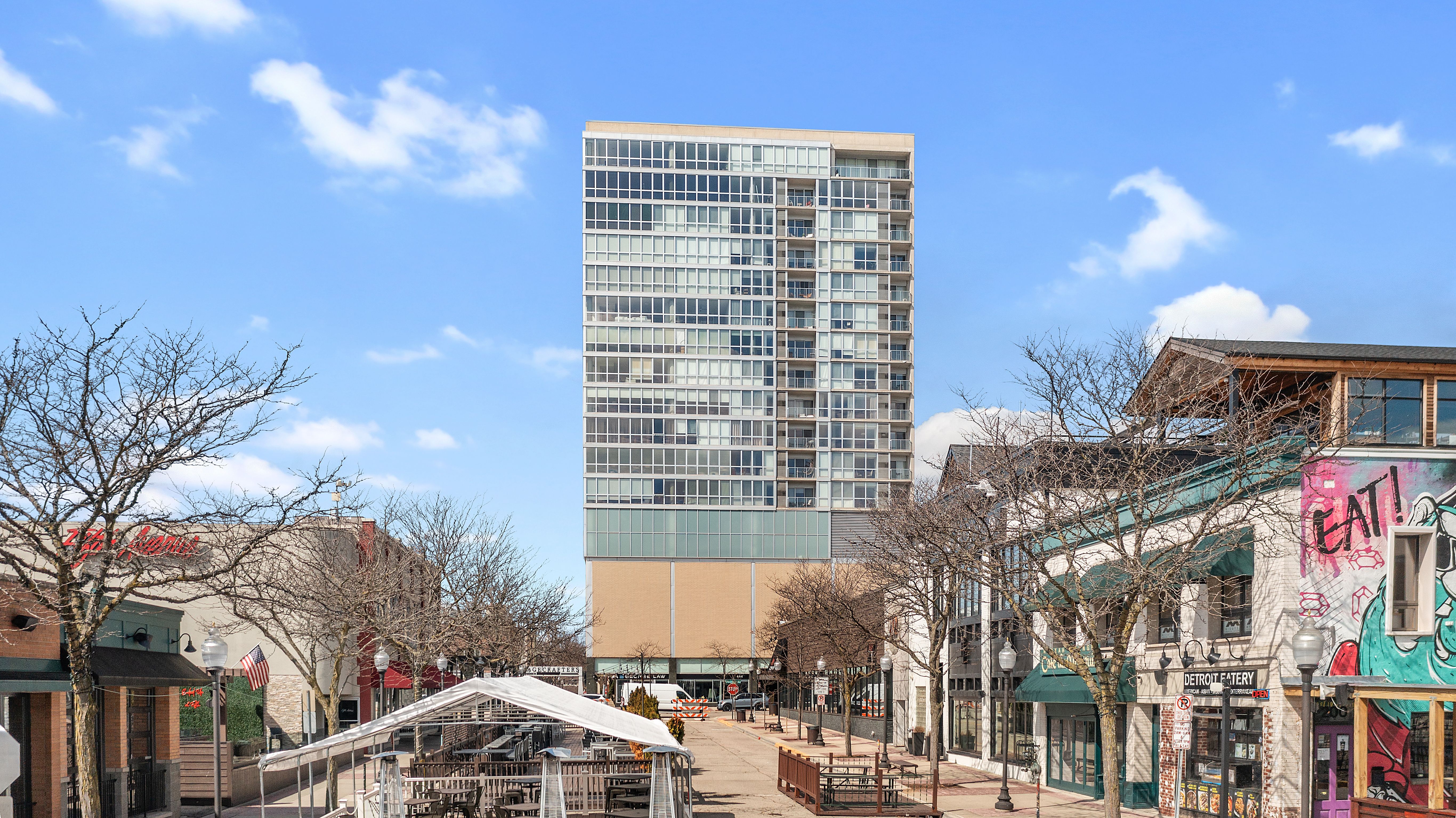 432 S WASHINGTON Avenue Unit: 1602