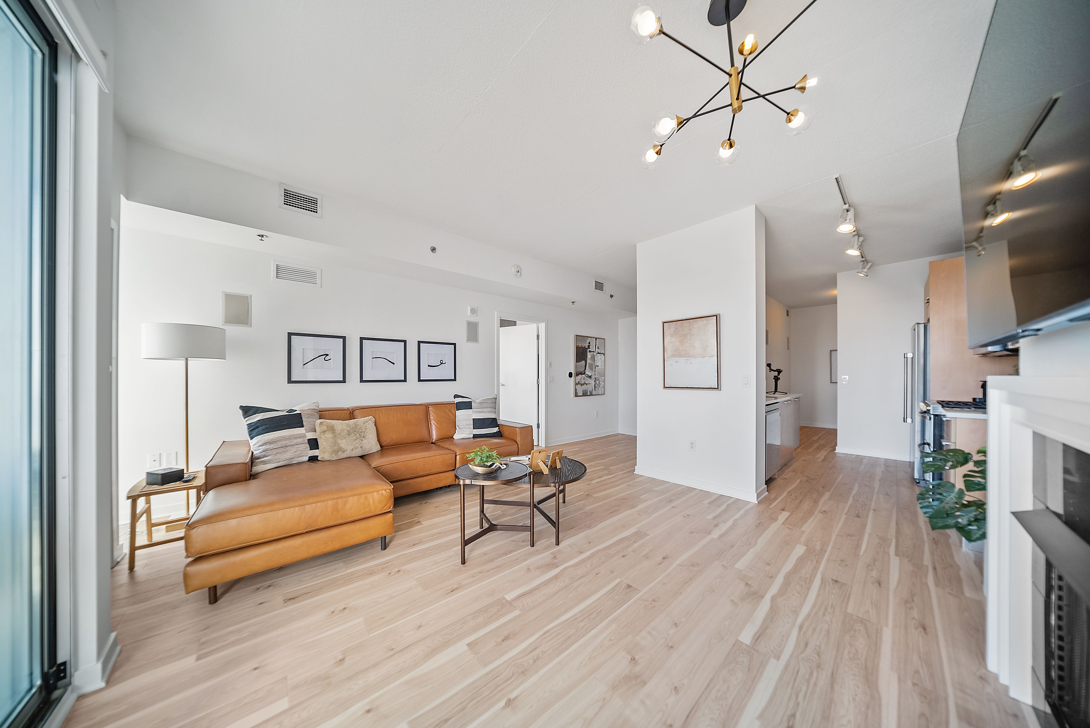 432 S WASHINGTON Avenue Unit: 1602