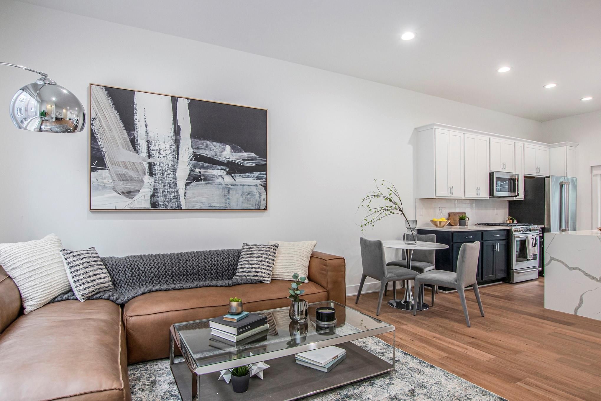 2037 11TH Street Unit: 3