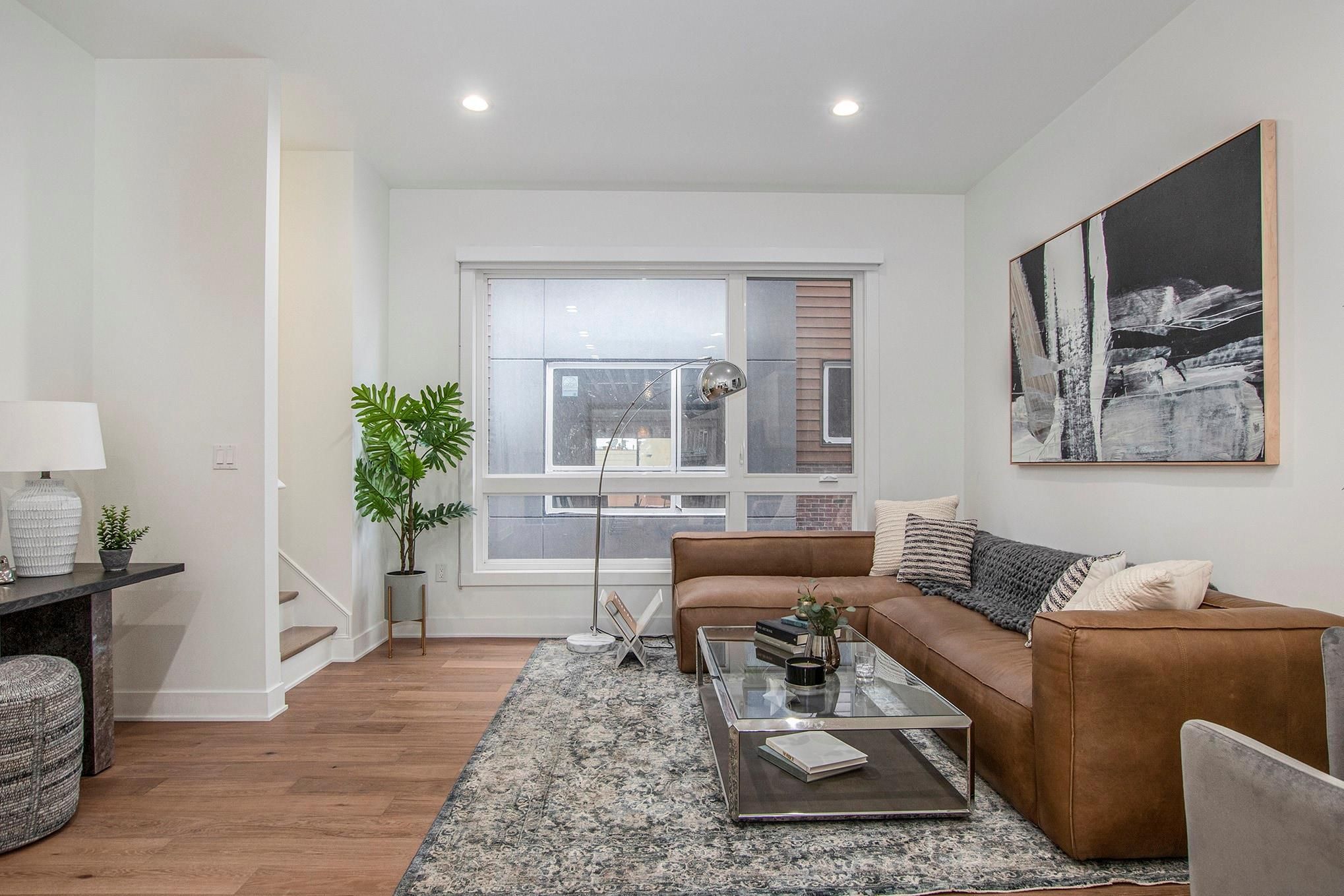 2037 11TH Street Unit: 3