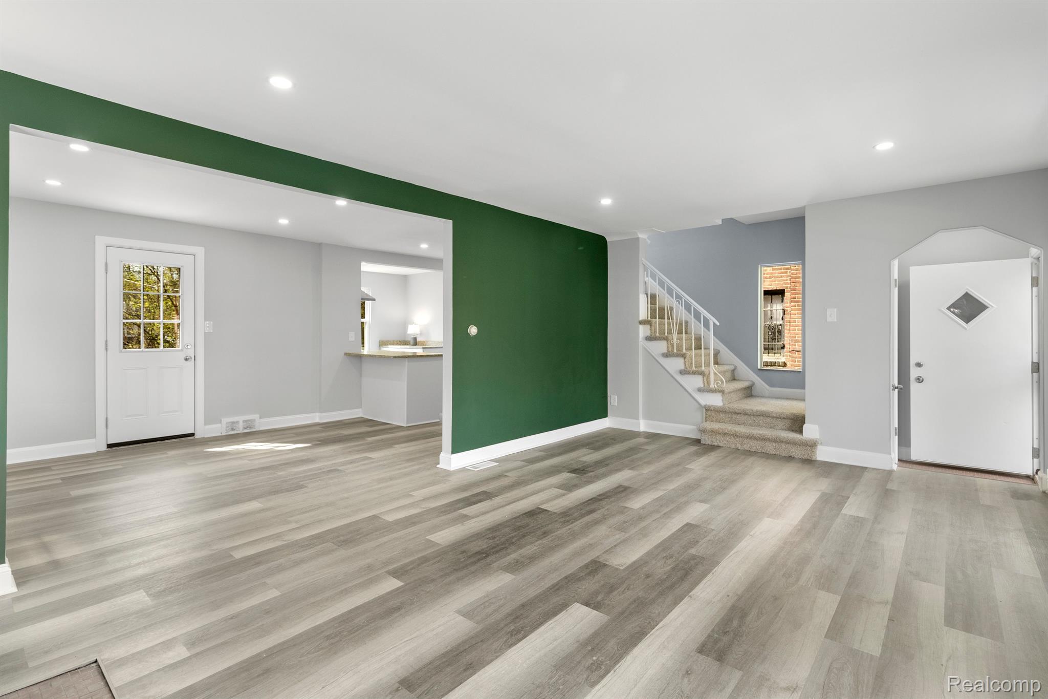 16845 STANSBURY Street