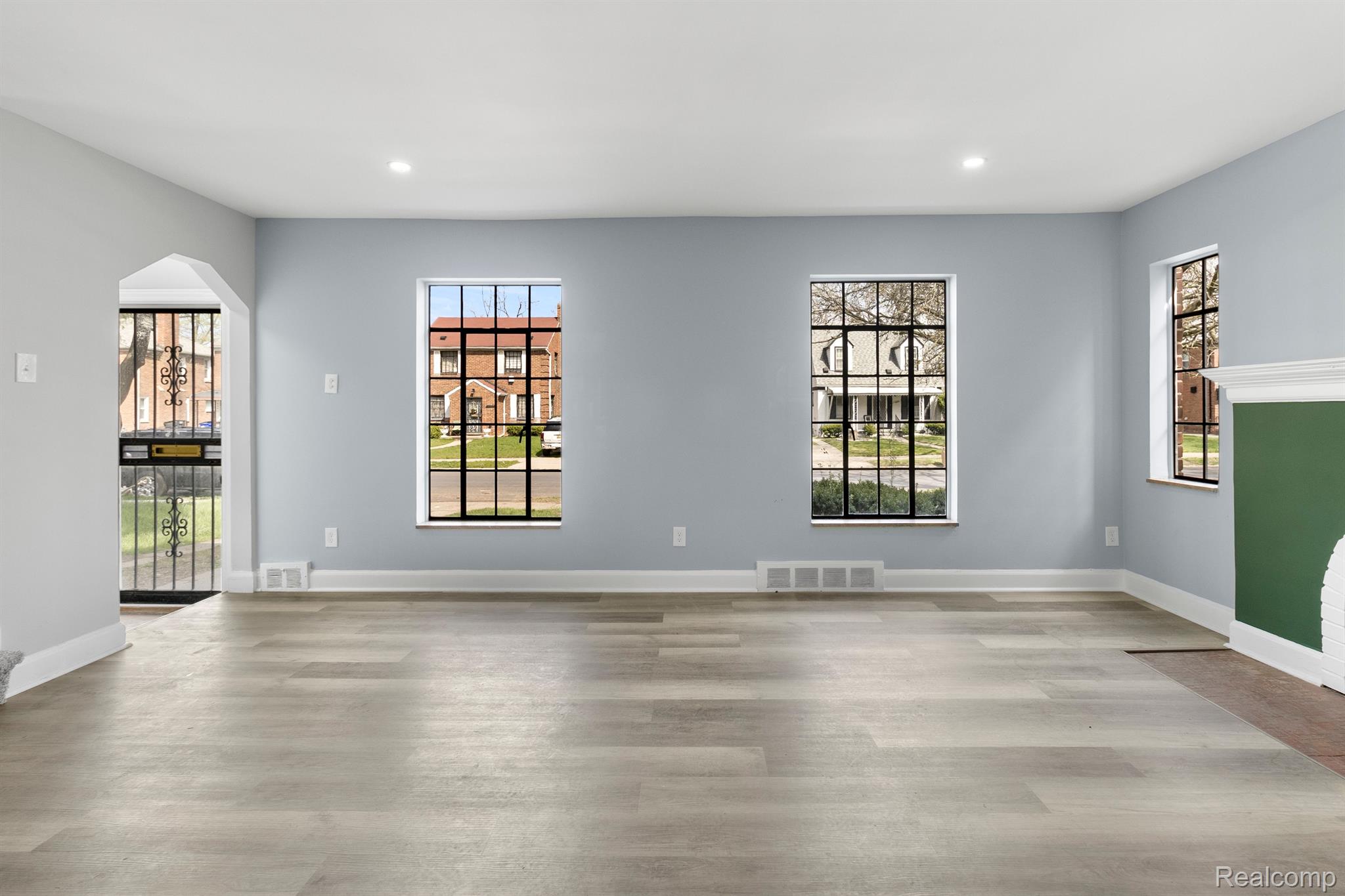 16845 STANSBURY Street