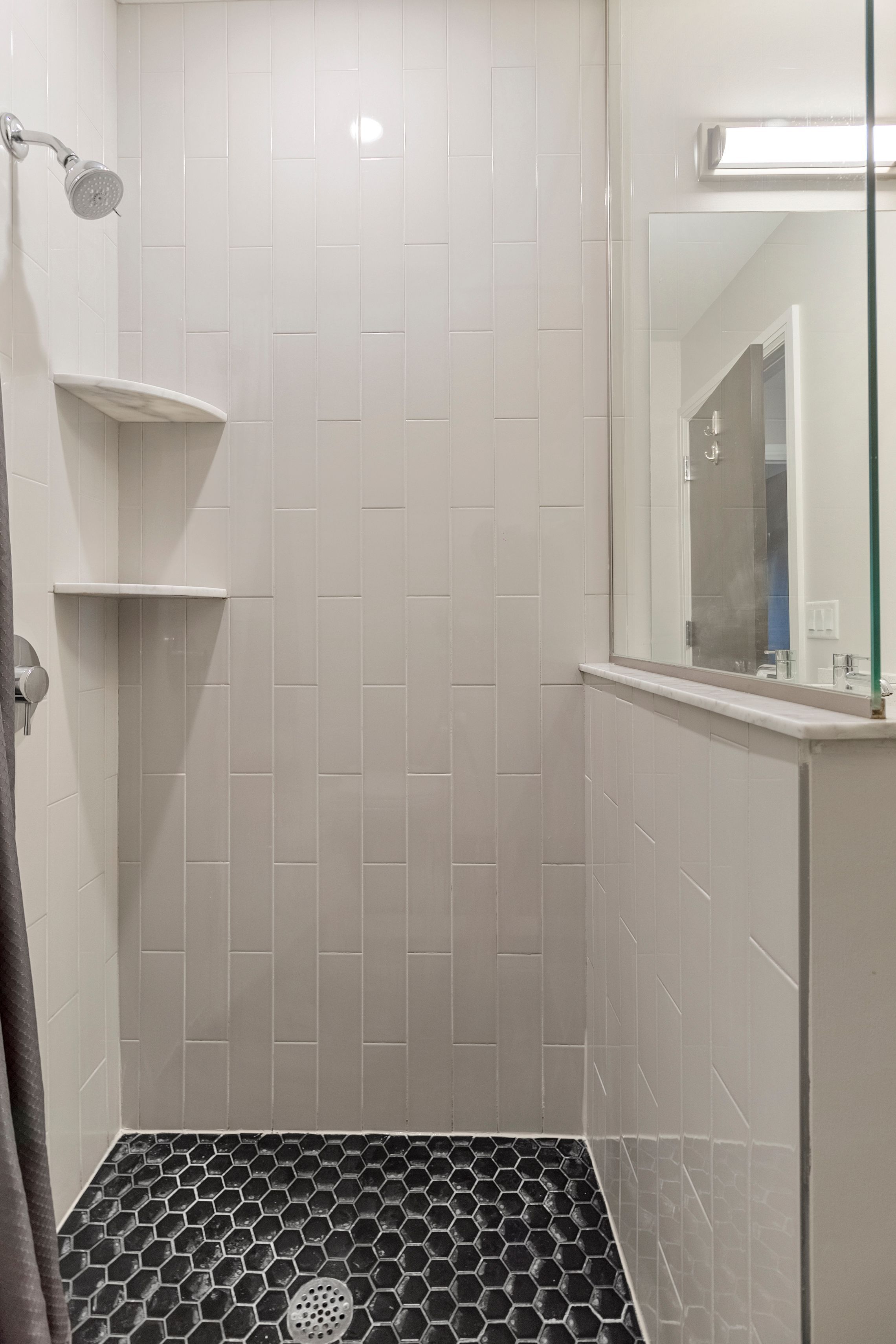 438 SELDEN Street Unit: 304