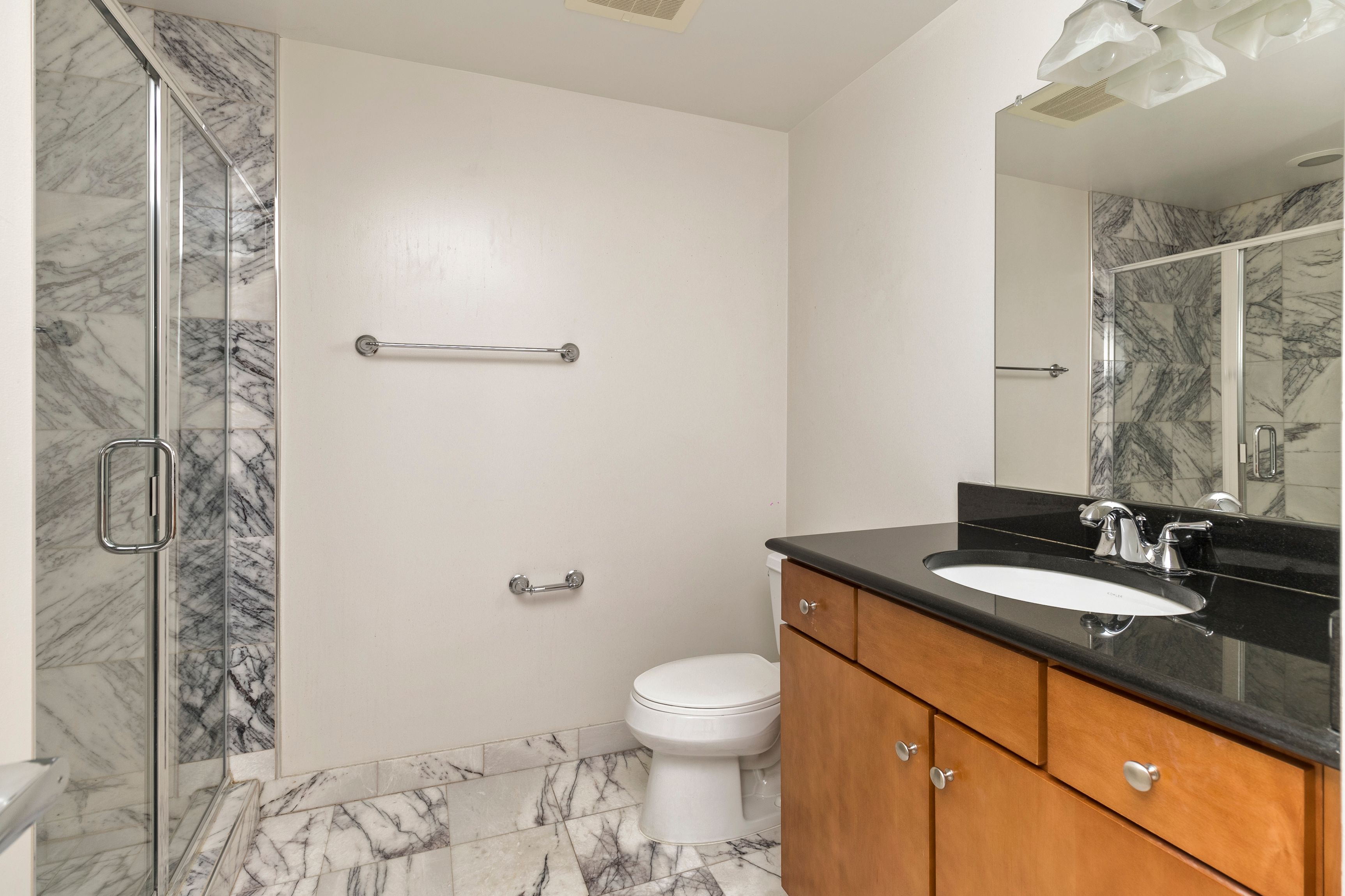 1135 SHELBY Street Unit: 2402