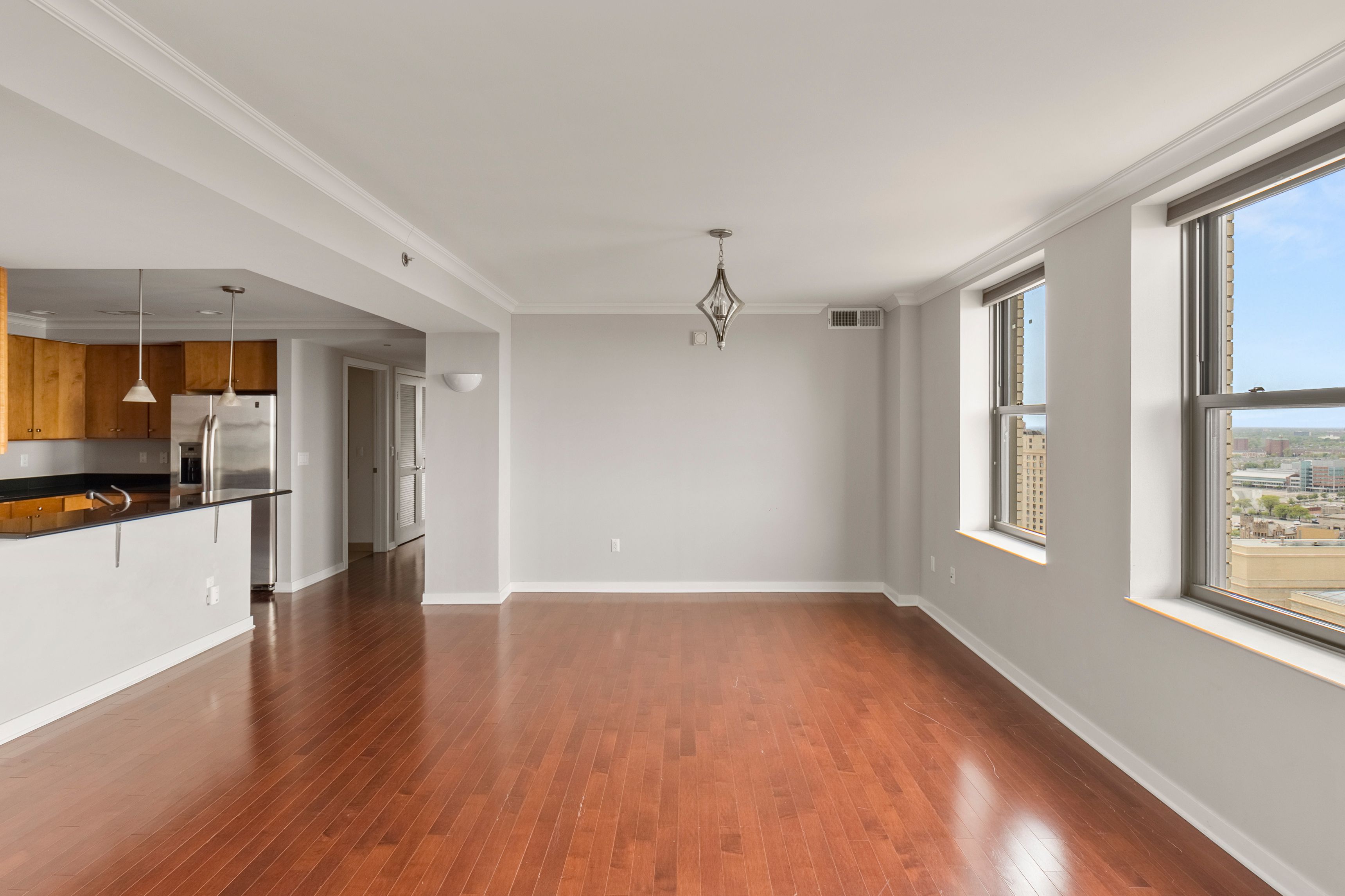 1135 SHELBY Street Unit: 2402