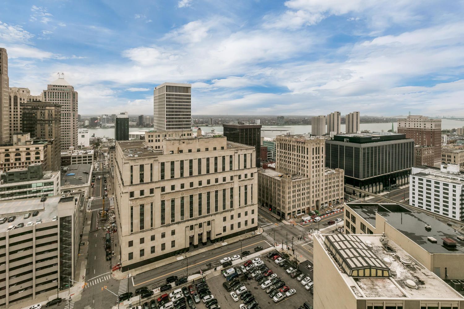 1135 SHELBY Street Unit: 2402