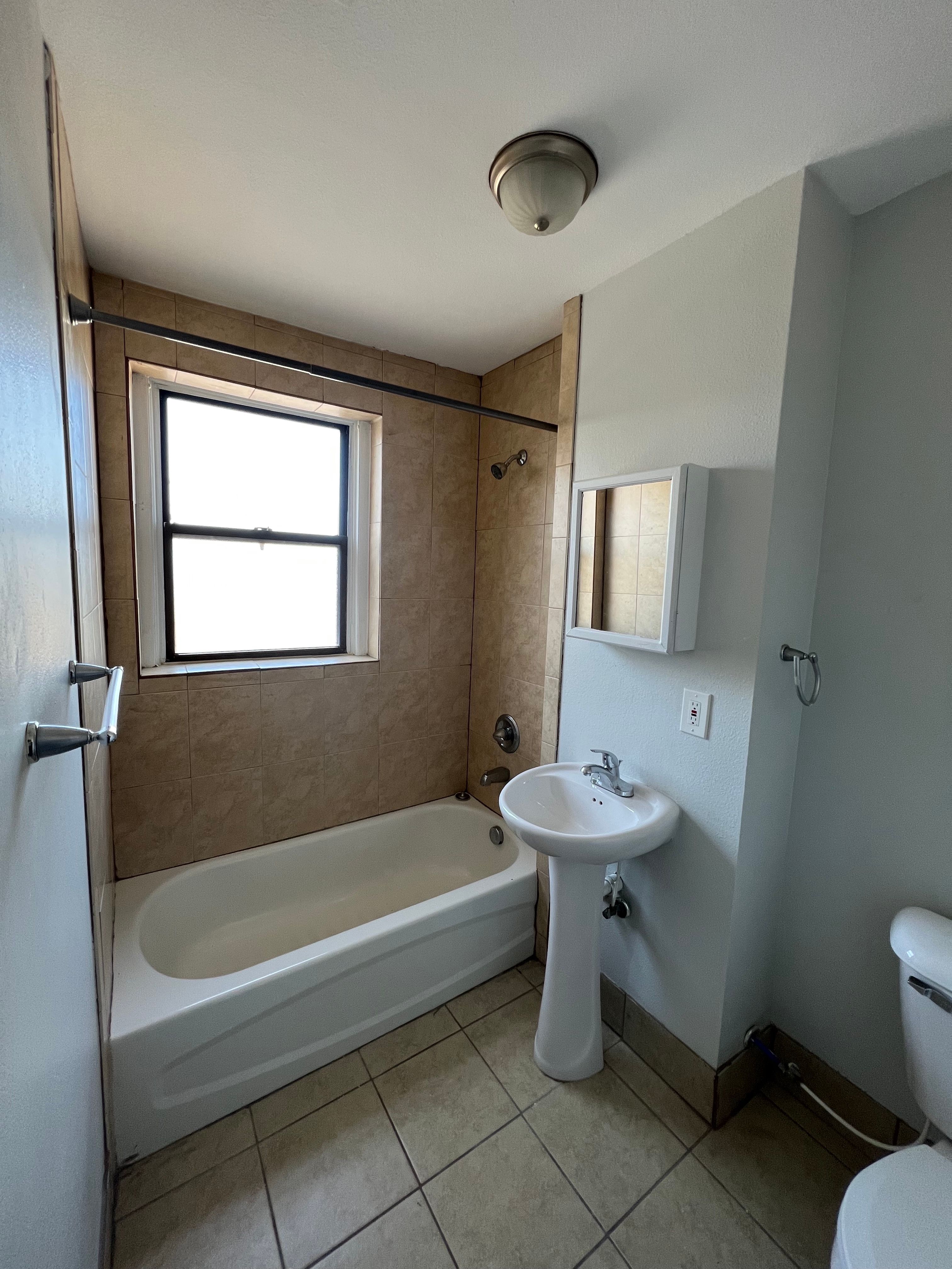 7409 2ND Avenue Unit: D4