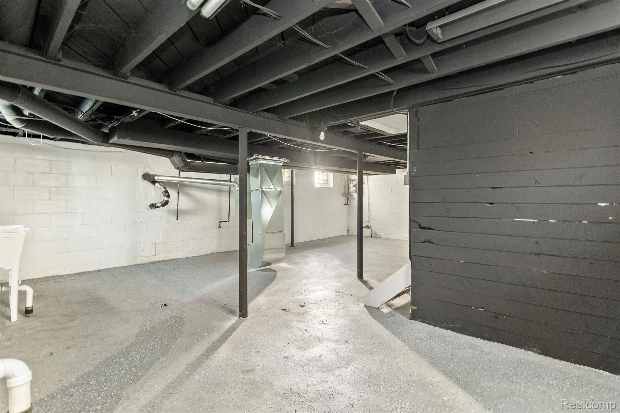 10846 SOMERSET Avenue