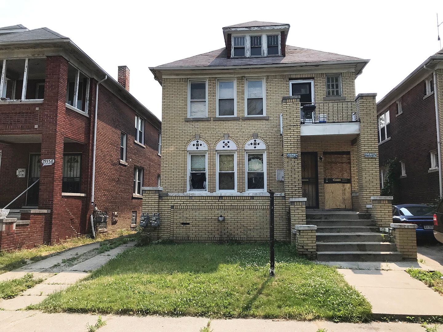 15530 NORMANDY Street