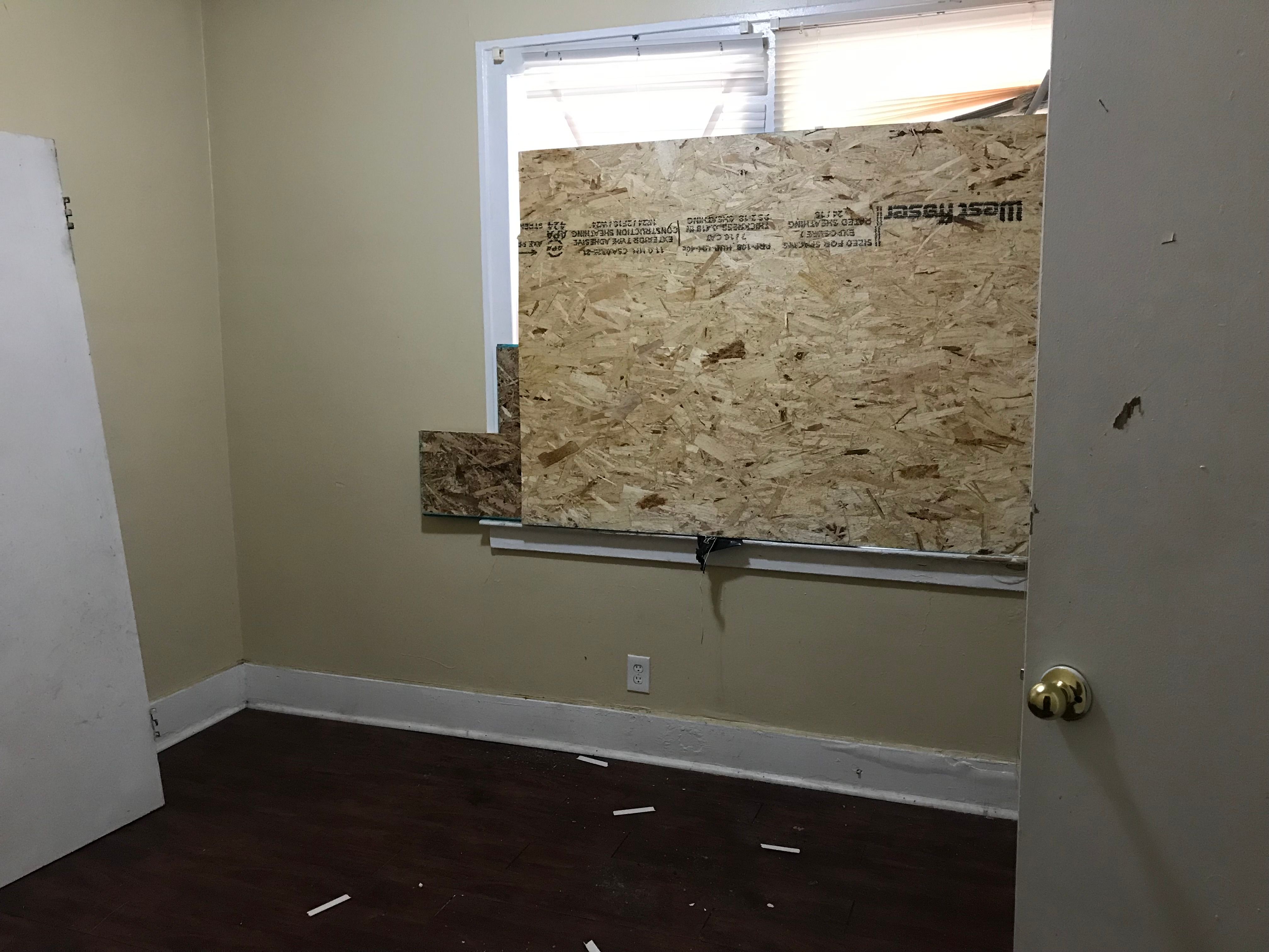 15530 NORMANDY Street