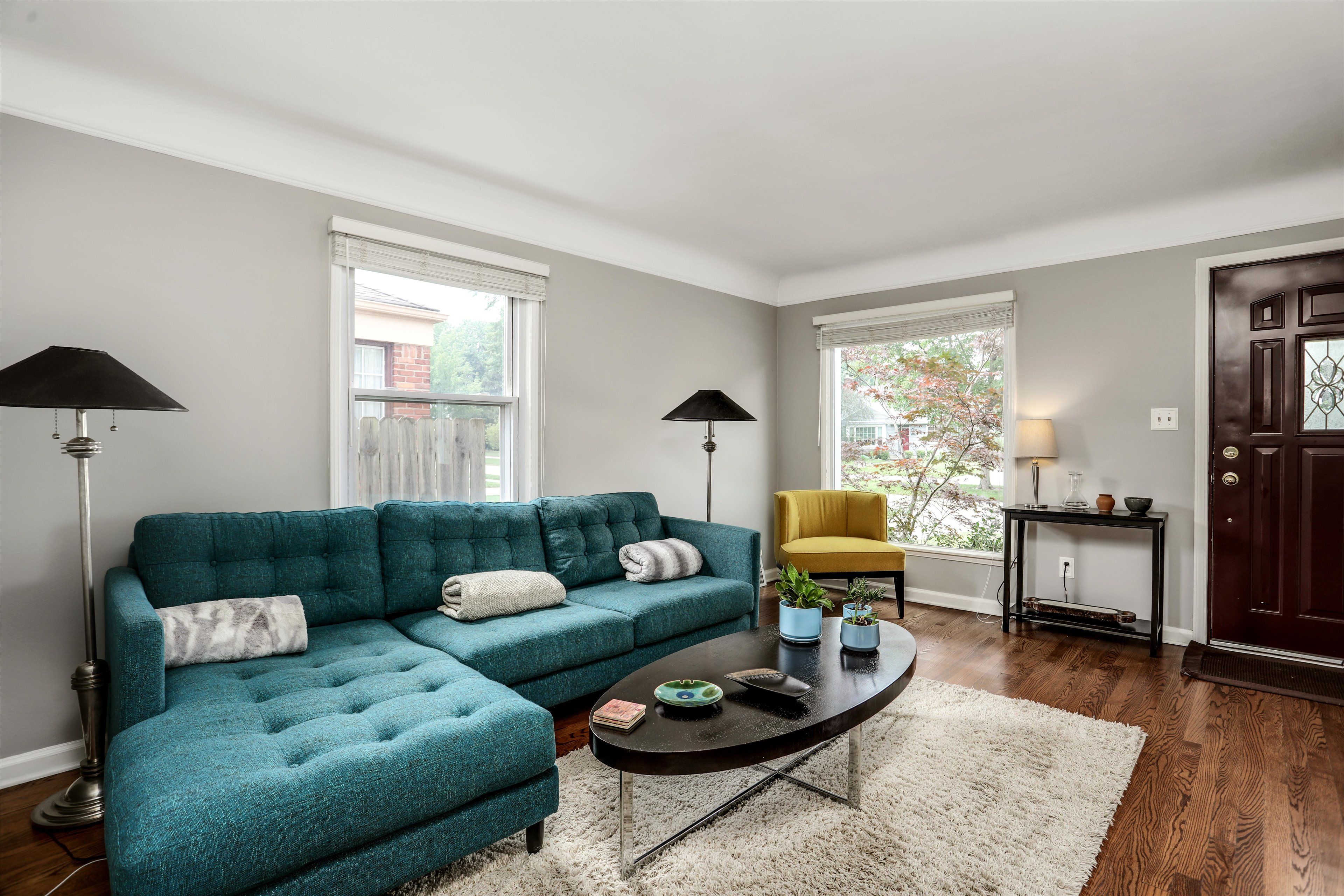 2183 Beverly Boulevard