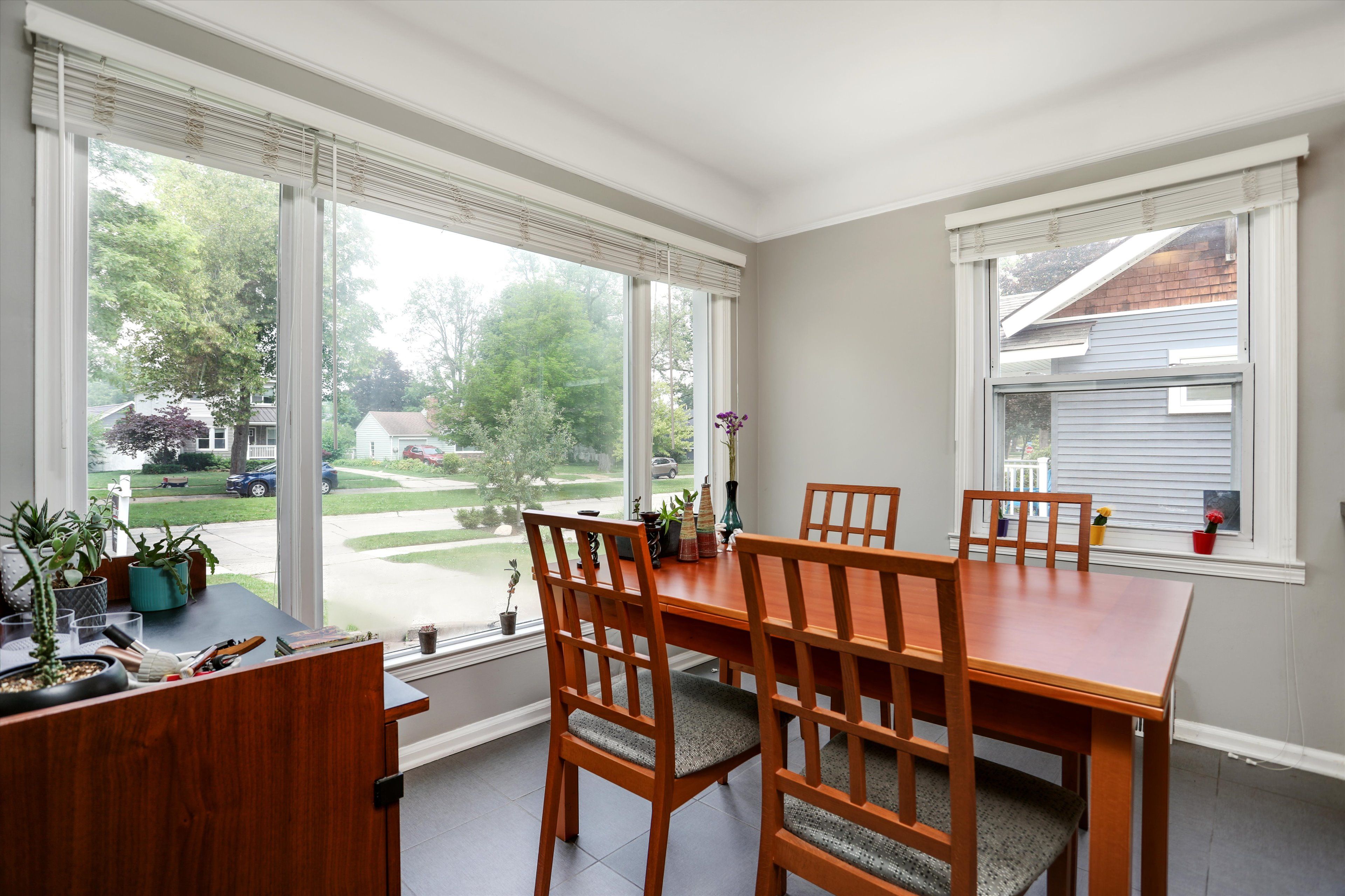 2183 Beverly Boulevard