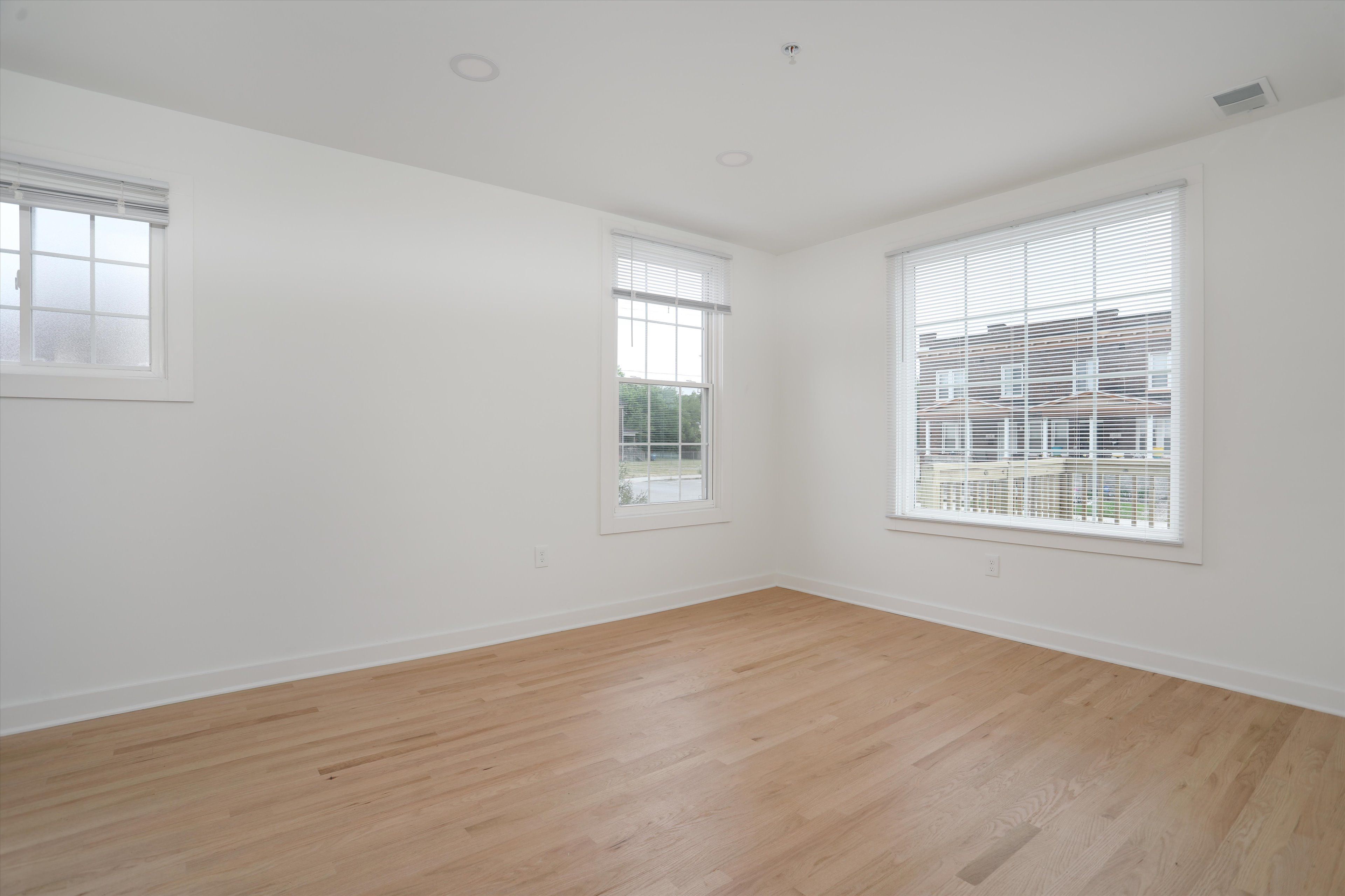 95 E Euclid Street Unit: 101