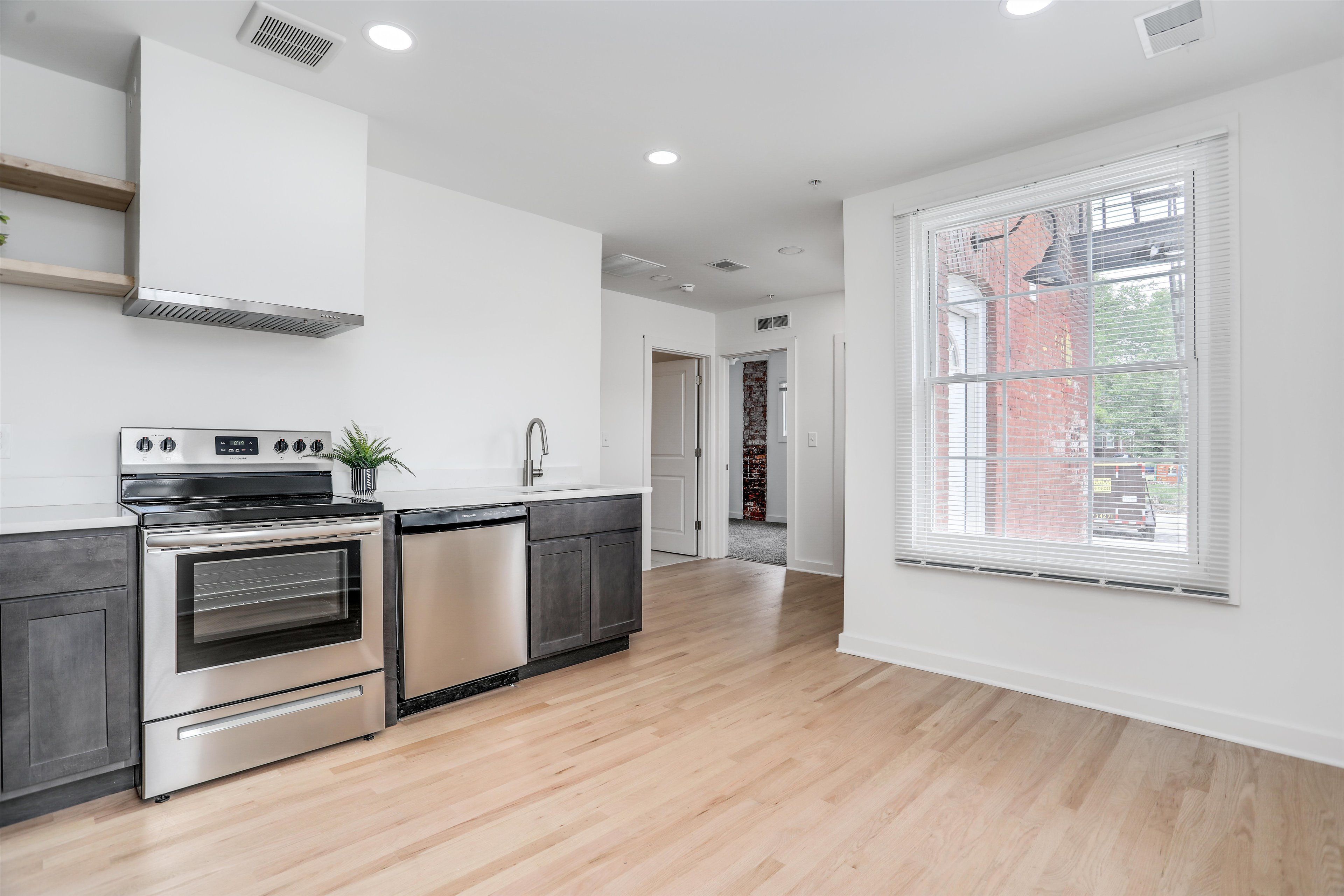 95 E Euclid Street Unit: 101