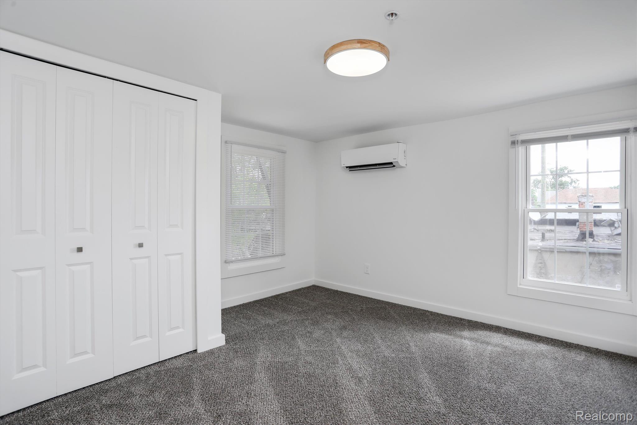 95 E Euclid Street Unit: 202