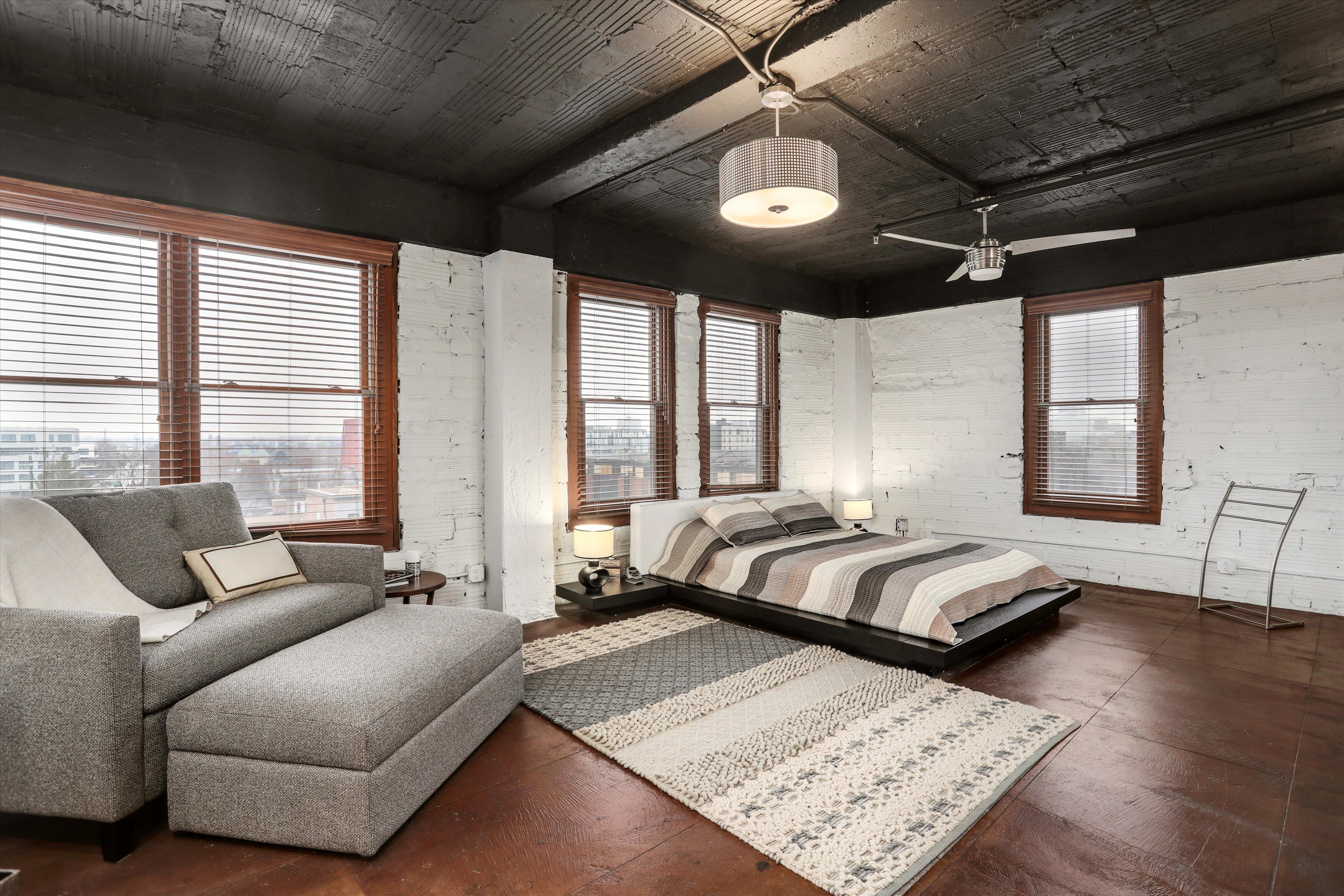 2915 John R Street Unit: 505