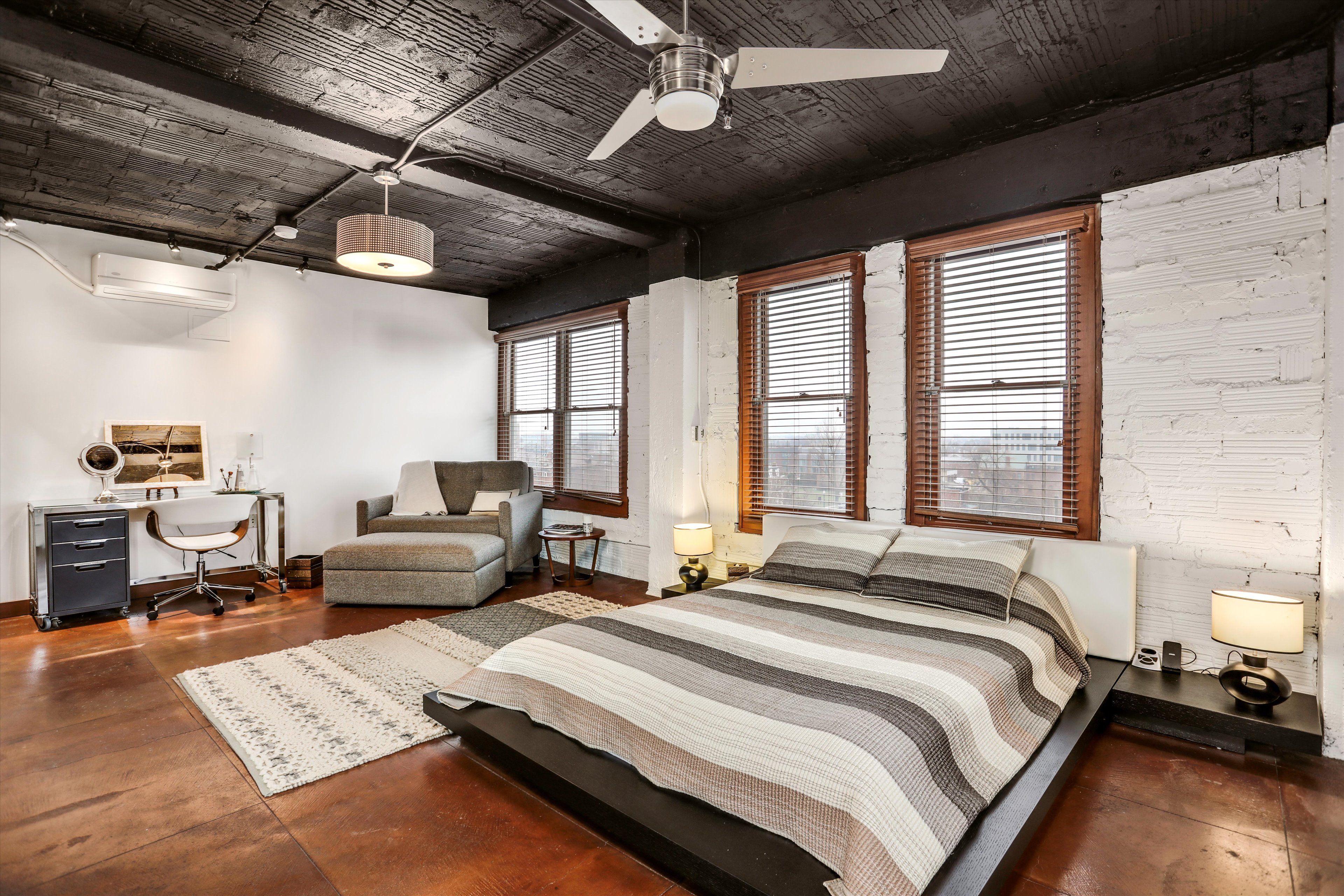 2915 John R Street Unit: 505