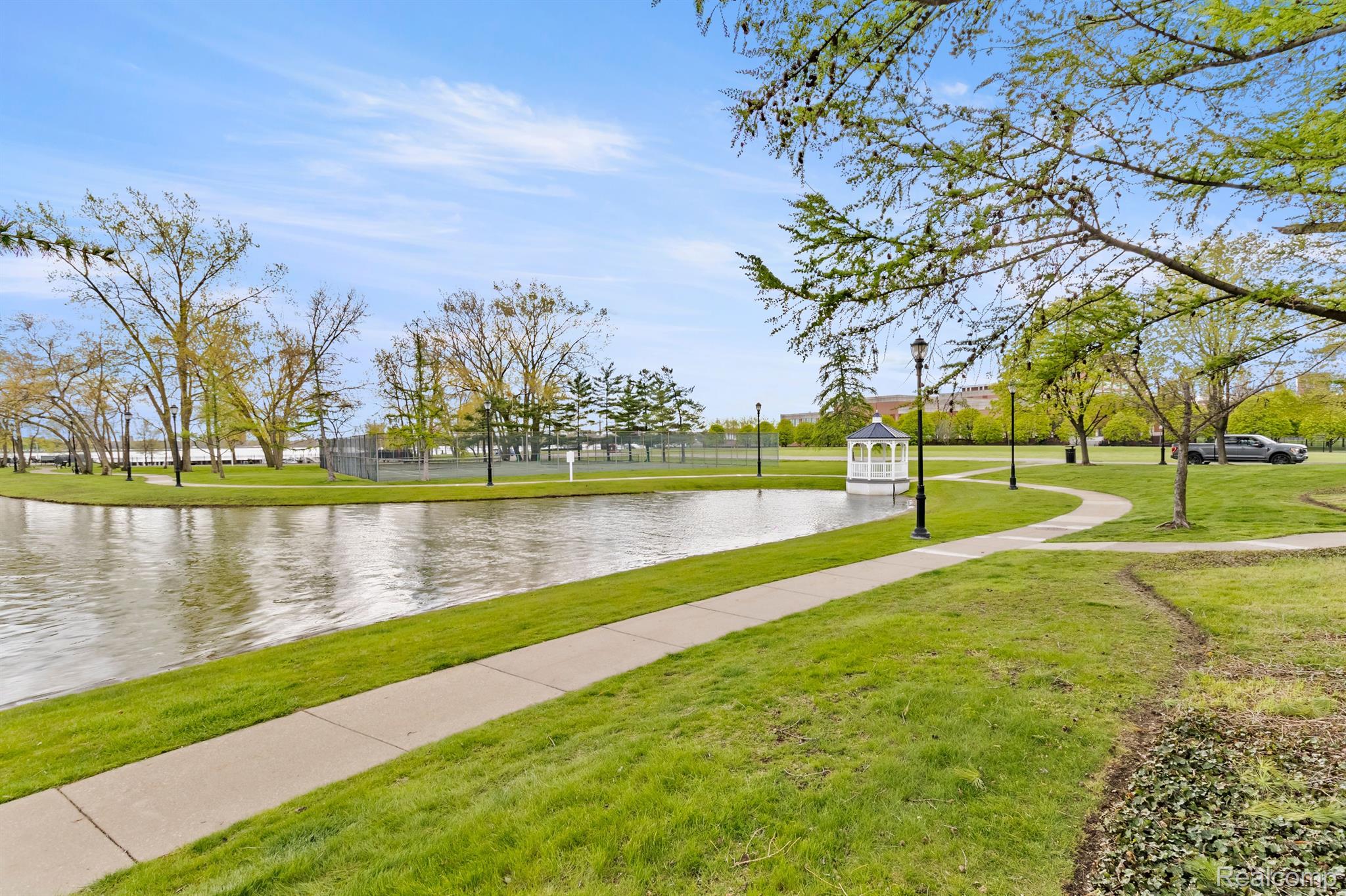 250 E HARBORTOWN Drive Unit: 166 / 1508