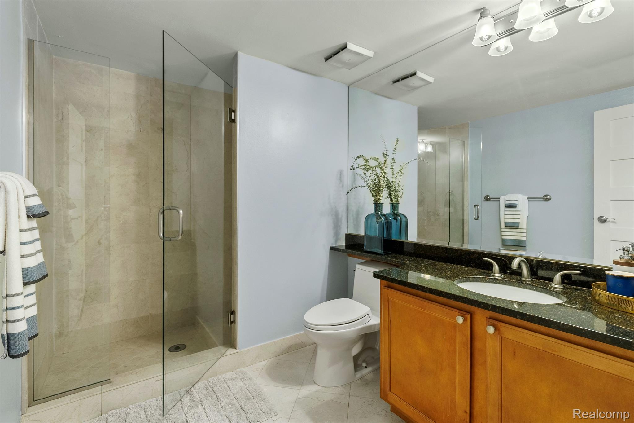 250 E HARBORTOWN Drive Unit: 166 / 1508