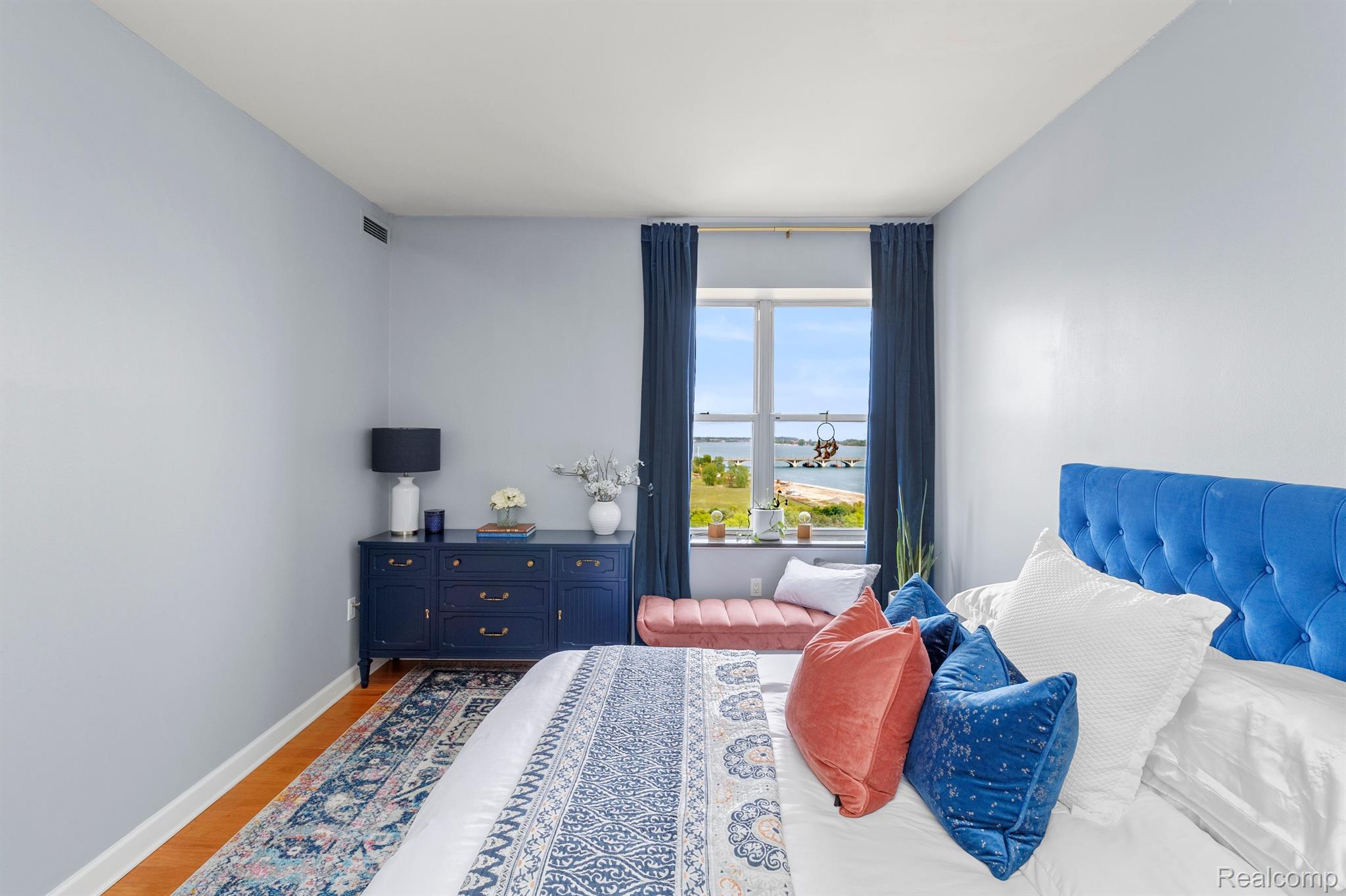 250 E HARBORTOWN Drive Unit: 166 / 1508