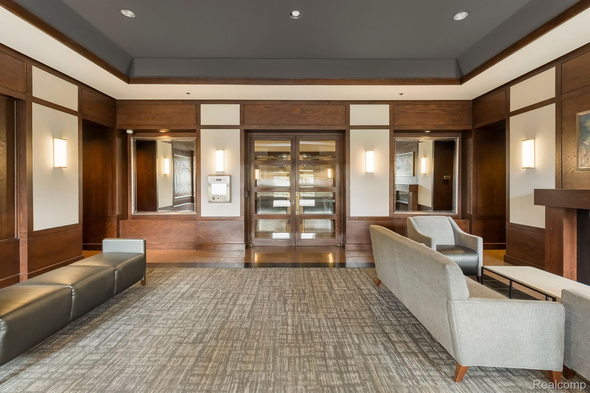 250 E HARBORTOWN Drive Unit: 166 / 1508