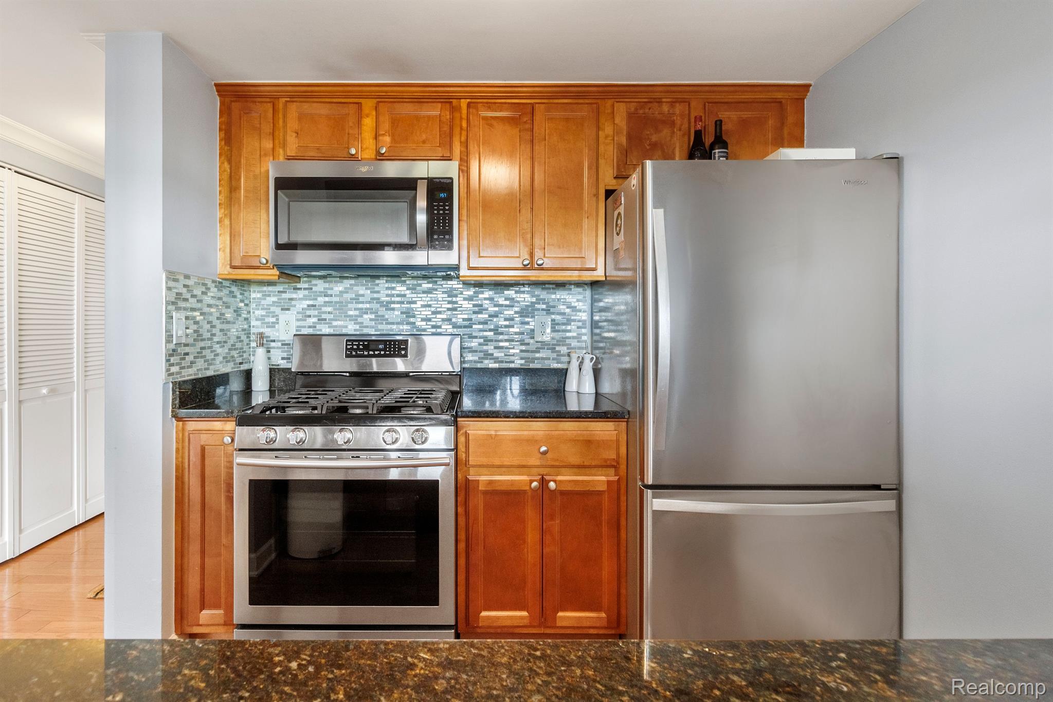 250 E HARBORTOWN Drive Unit: 166 / 1508