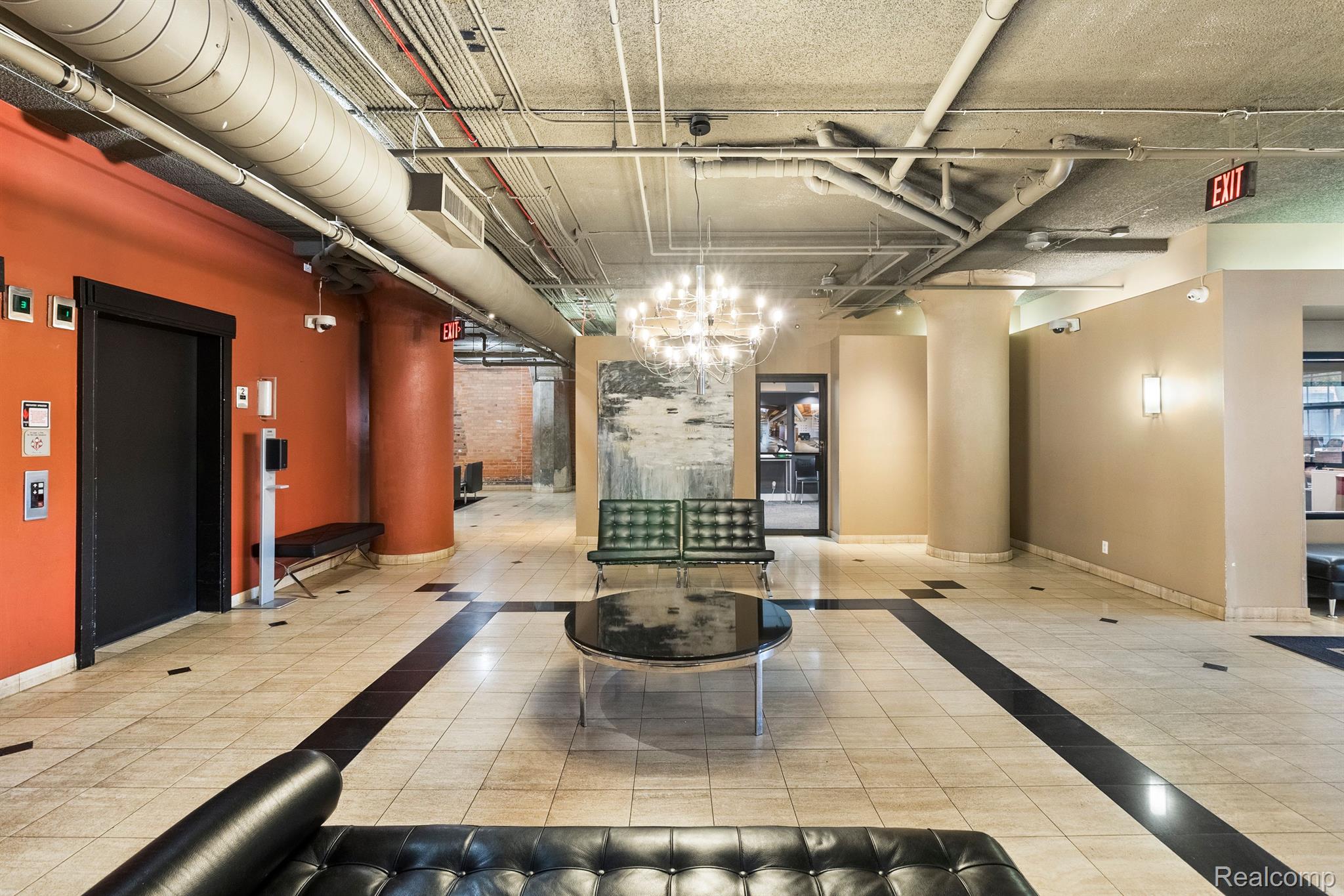 6533 E JEFFERSON Avenue Unit: 404j