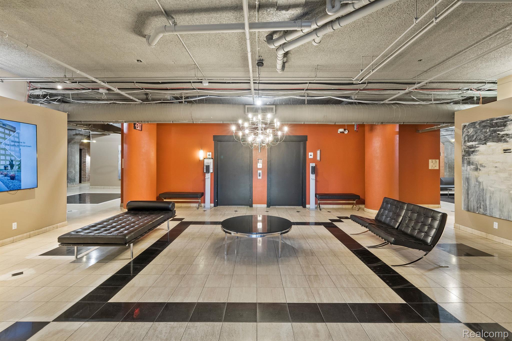 6533 E JEFFERSON Avenue Unit: 404j