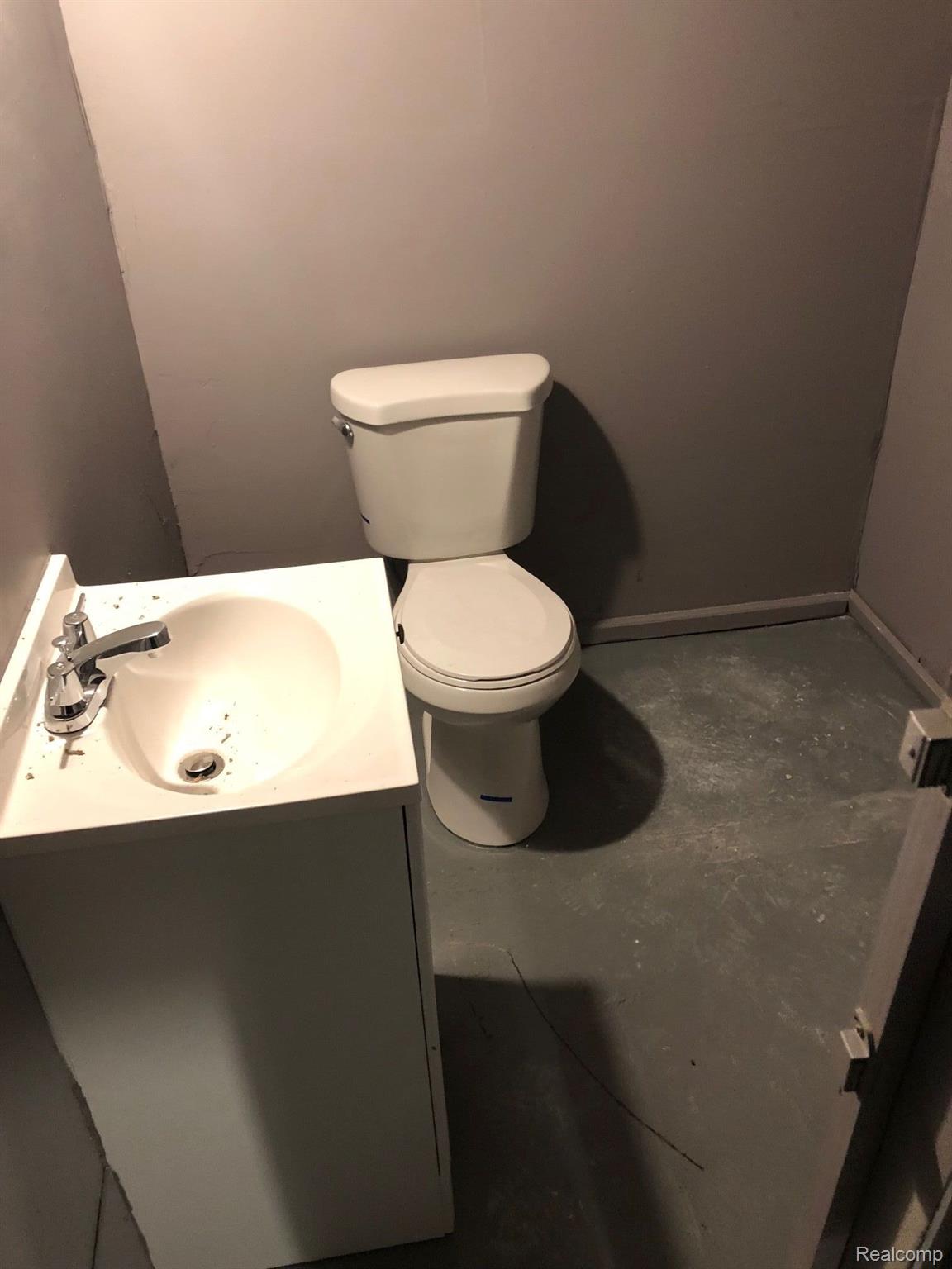 20245 APPOLINE Street