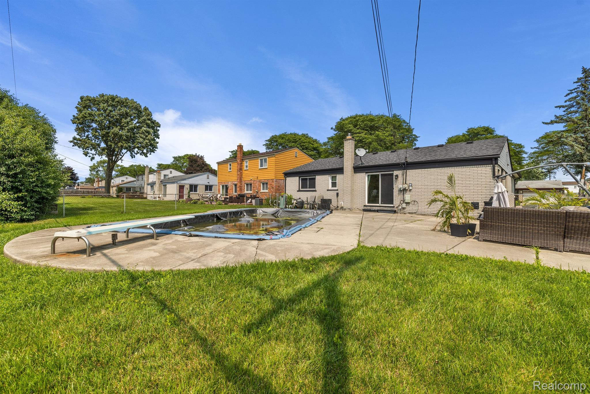 27075 ABERDEEN Street