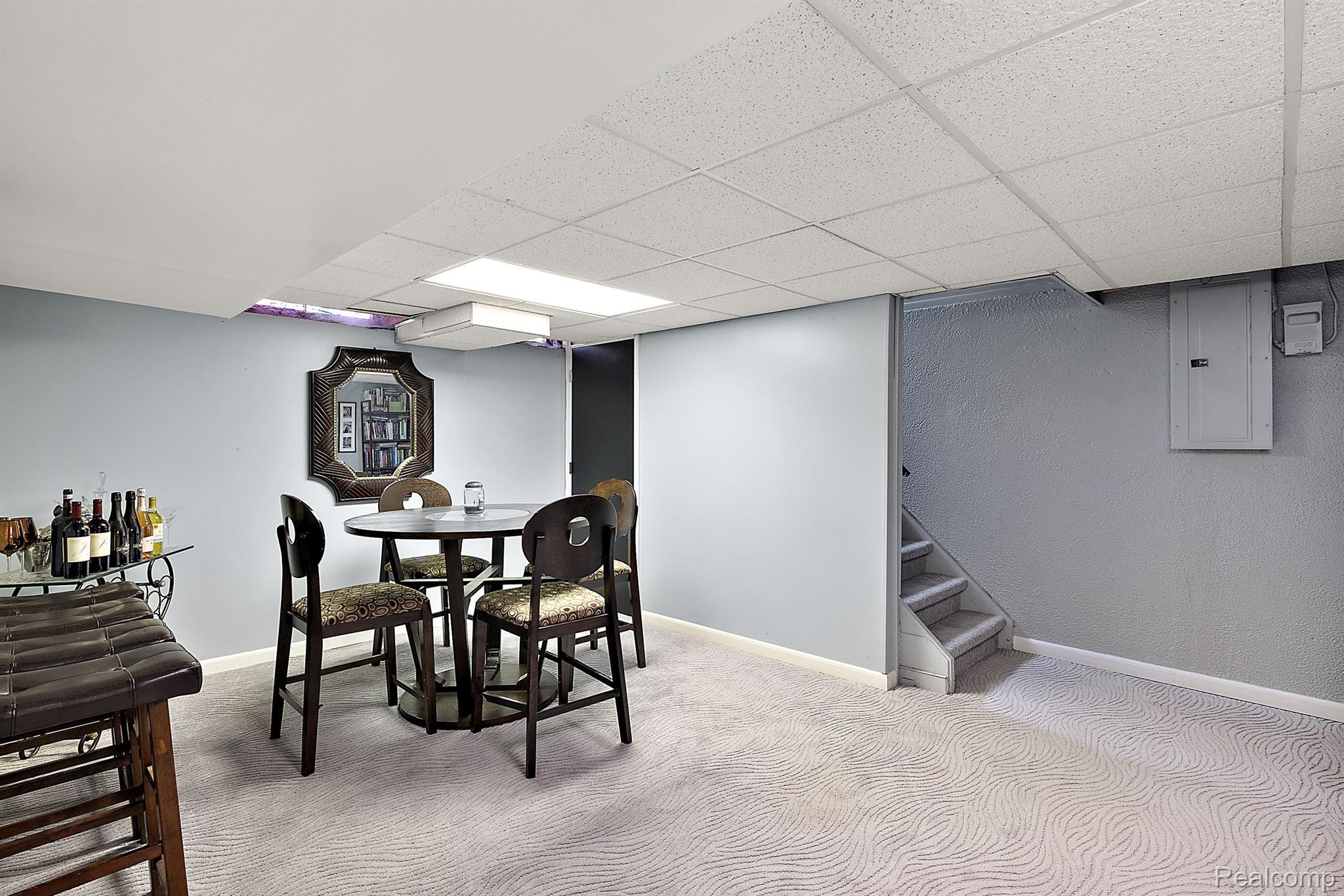 27075 ABERDEEN Street