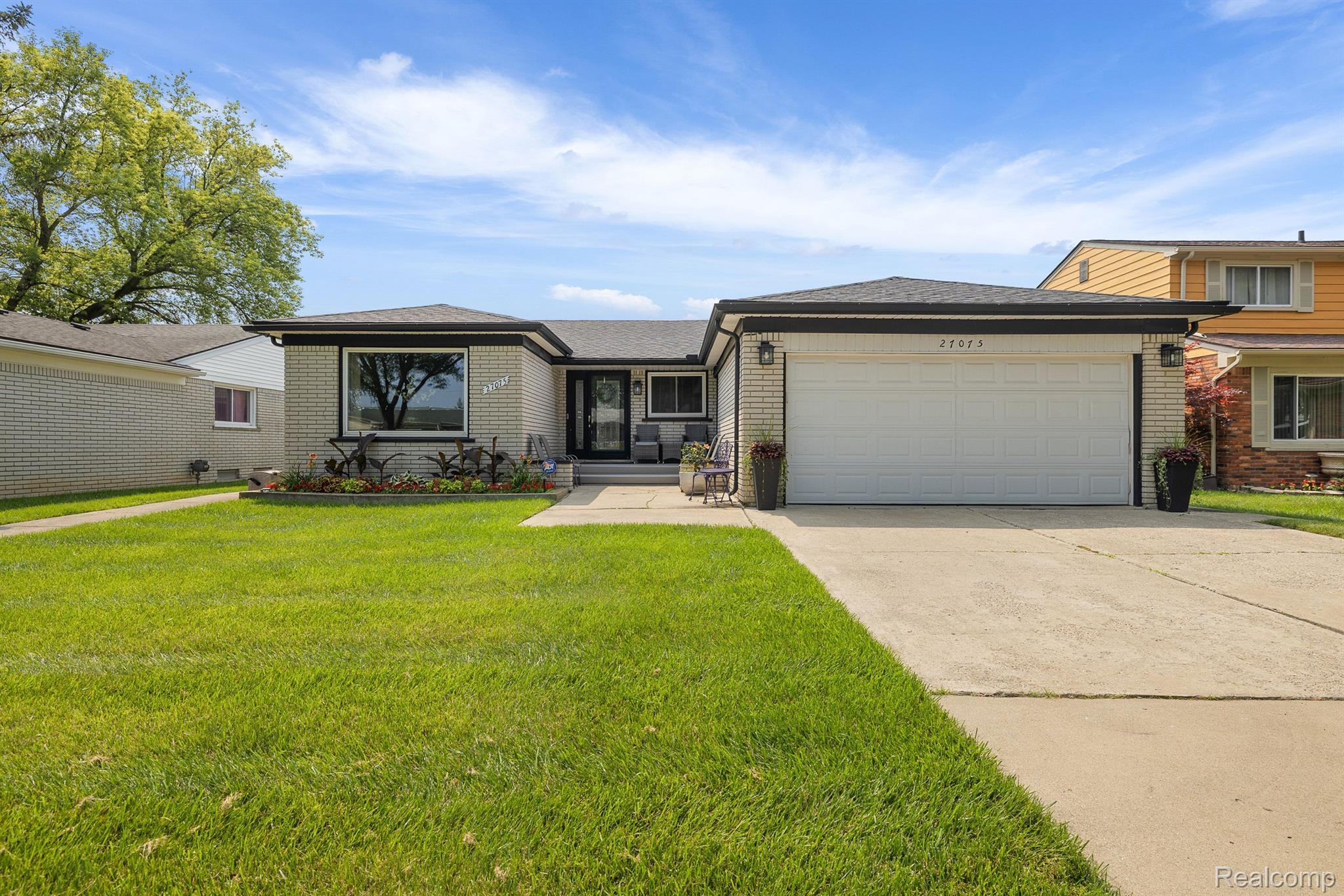 27075 ABERDEEN Street