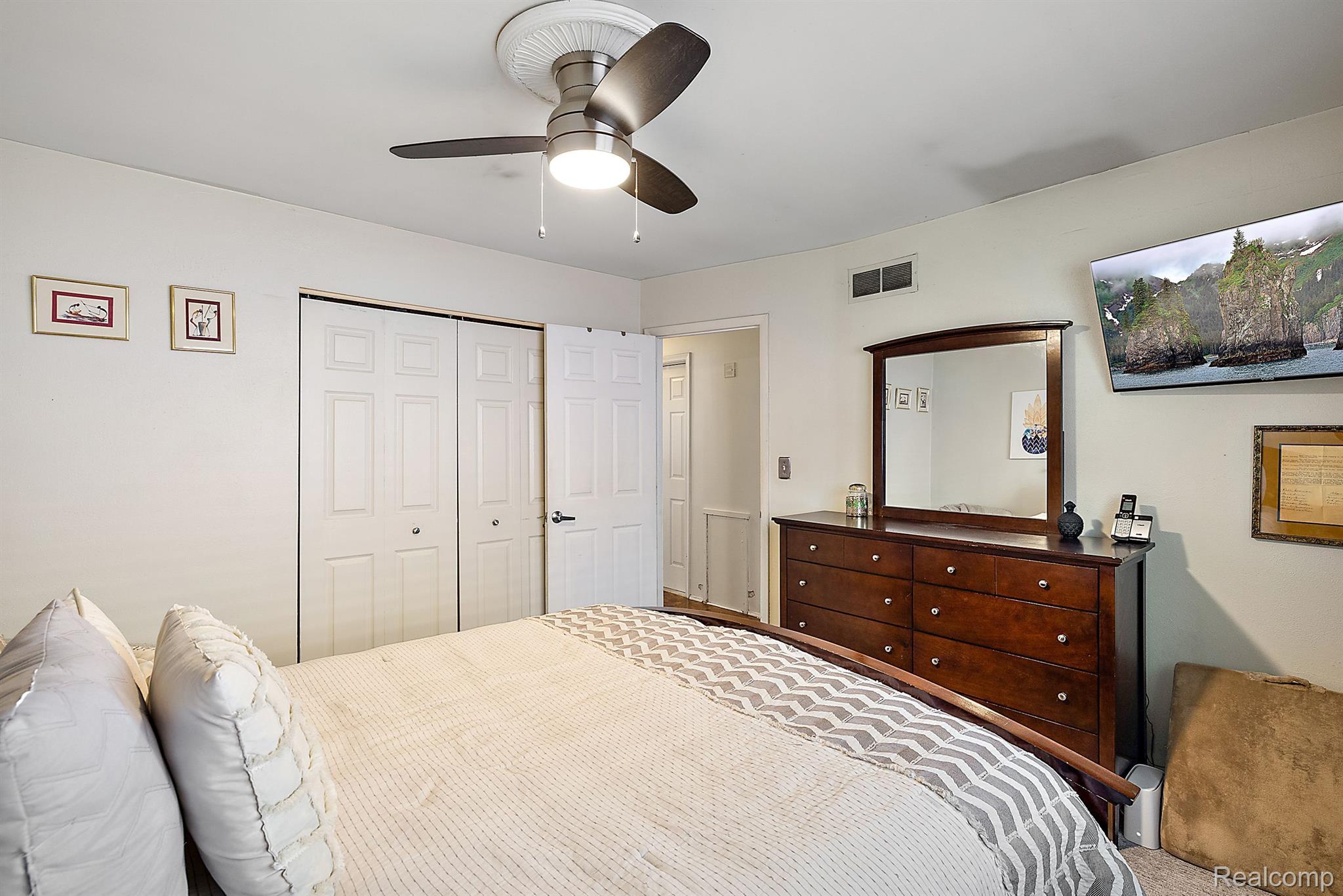 27075 ABERDEEN Street