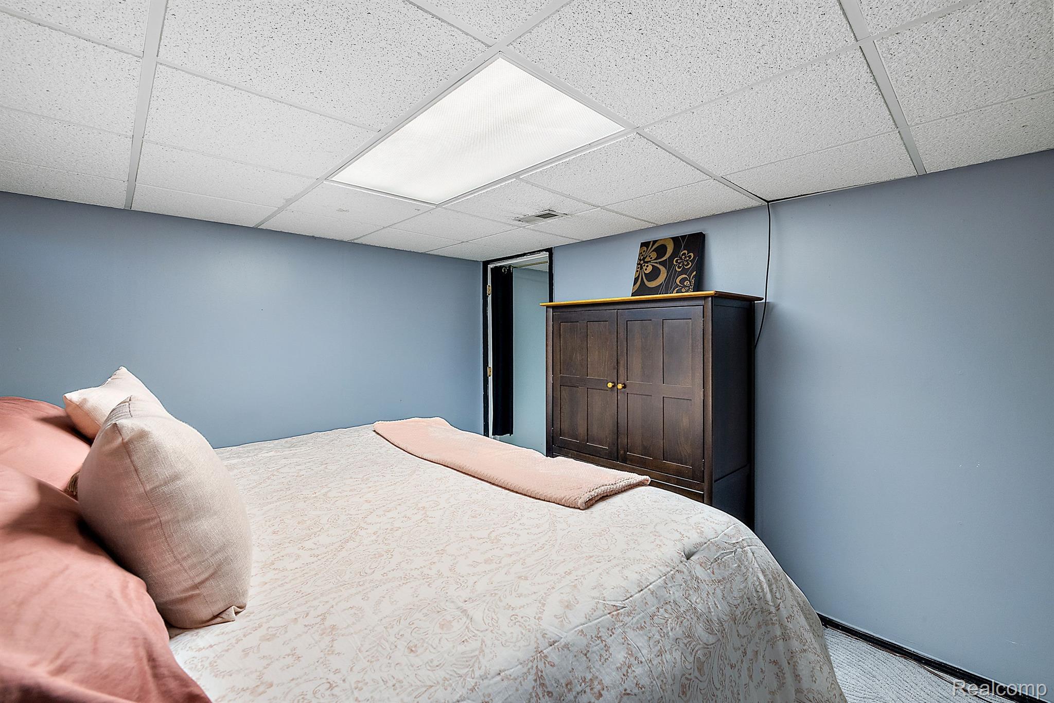 27075 ABERDEEN Street